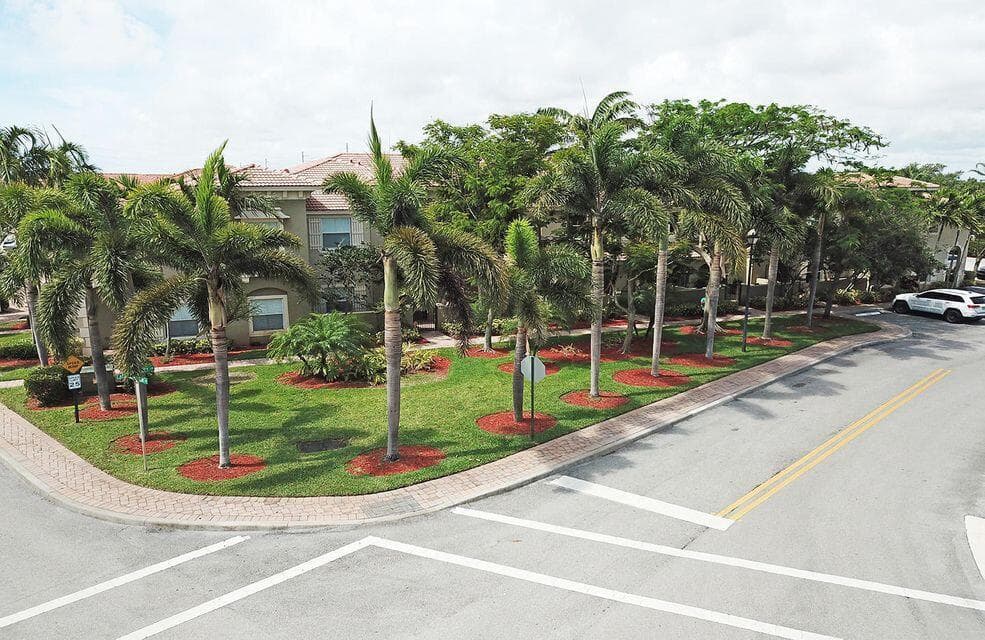 400 Lake Monterey Circle, Boynton Beach, FL 33426 — photo 28 of 37