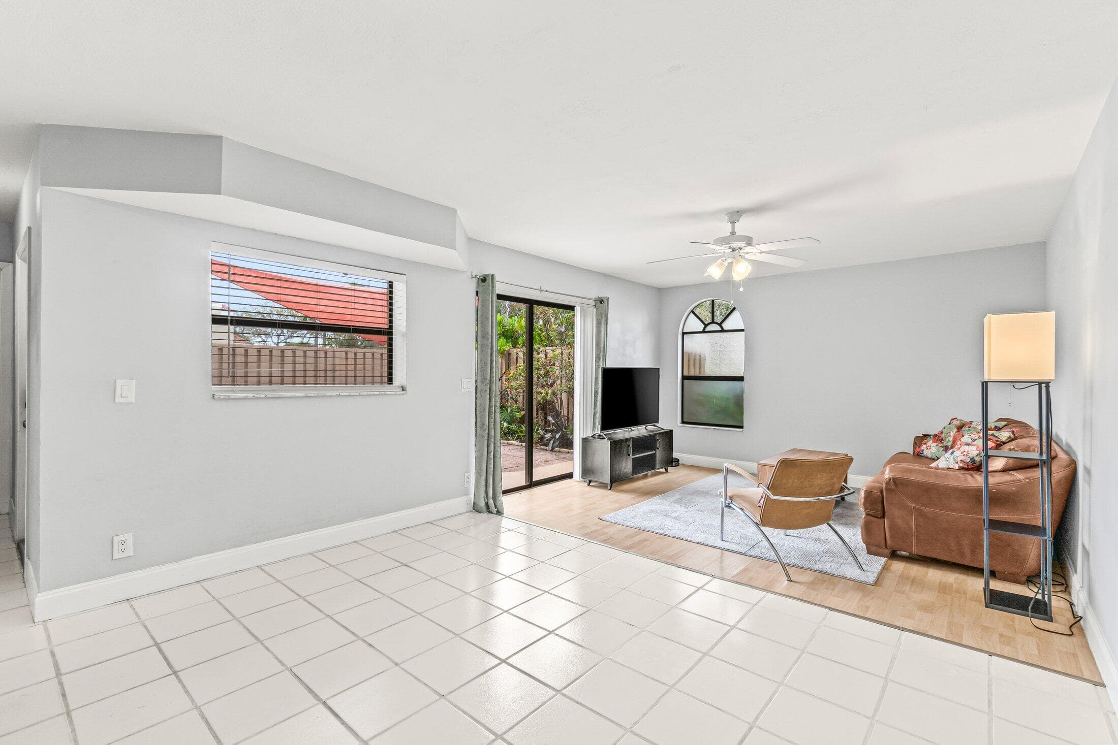3900 Village Drive D, Delray Beach, FL 33445 — photo 10 of 43