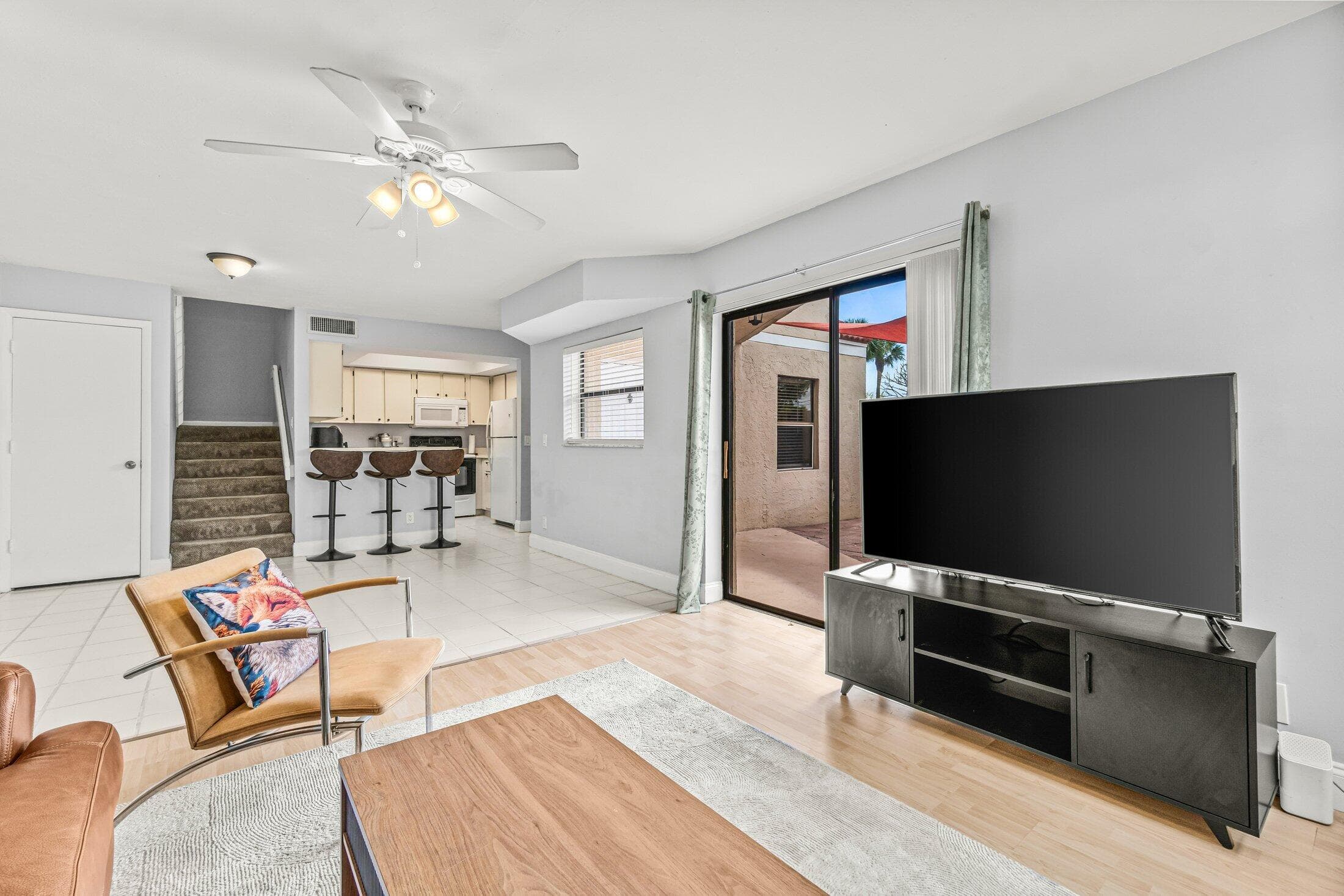3900 Village Drive D, Delray Beach, FL 33445 — photo 13 of 43