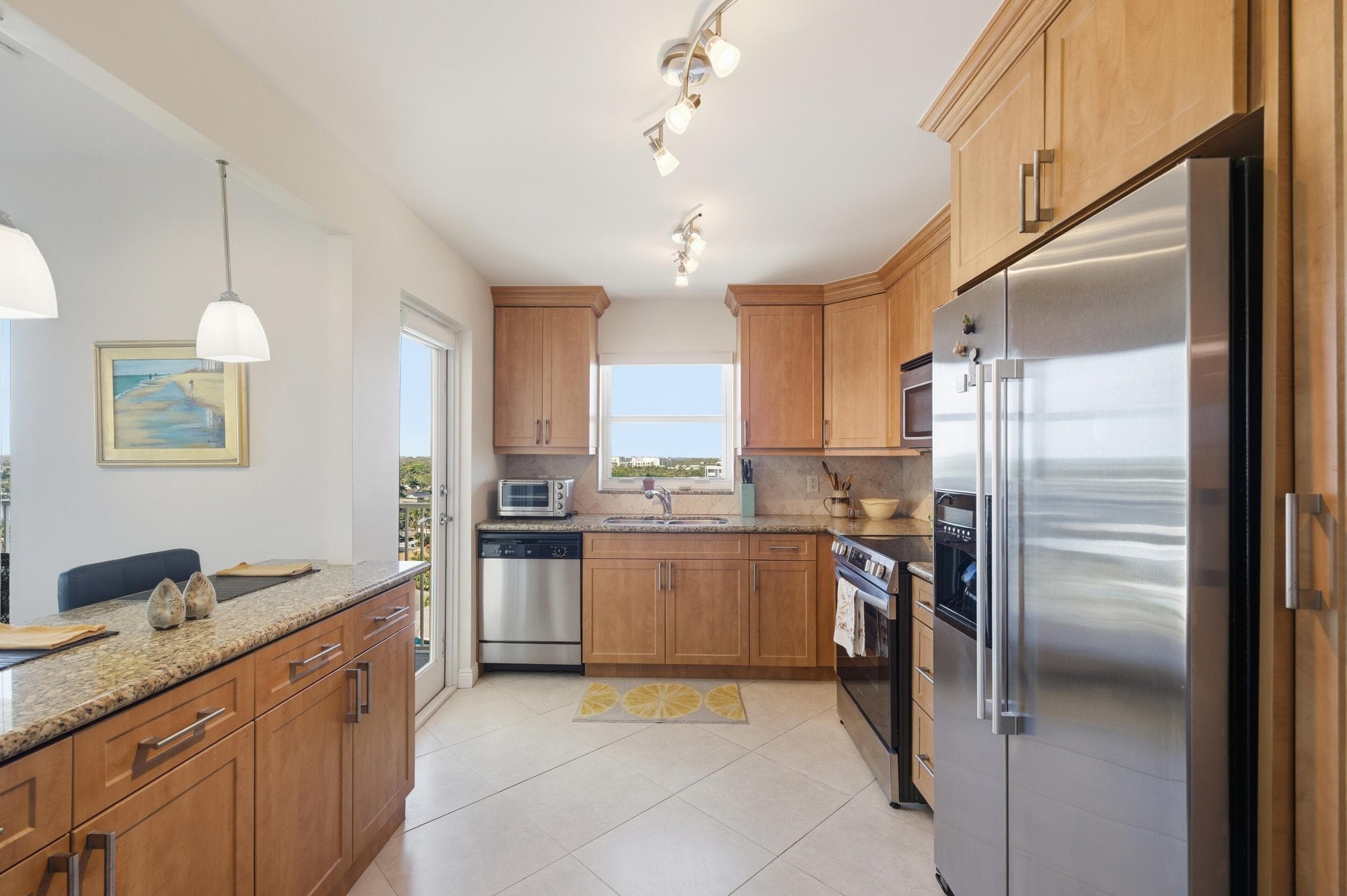 1200 Hibiscus Avenue 1101, Pompano Beach, FL 33062 — photo 15 of 58