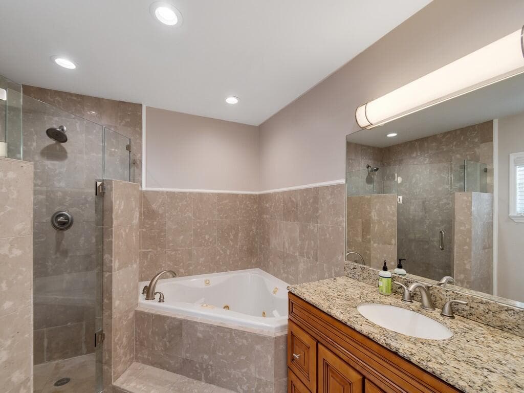 527 E Causeway Boulevard, Vero Beach, FL 32963 — photo 12 of 29