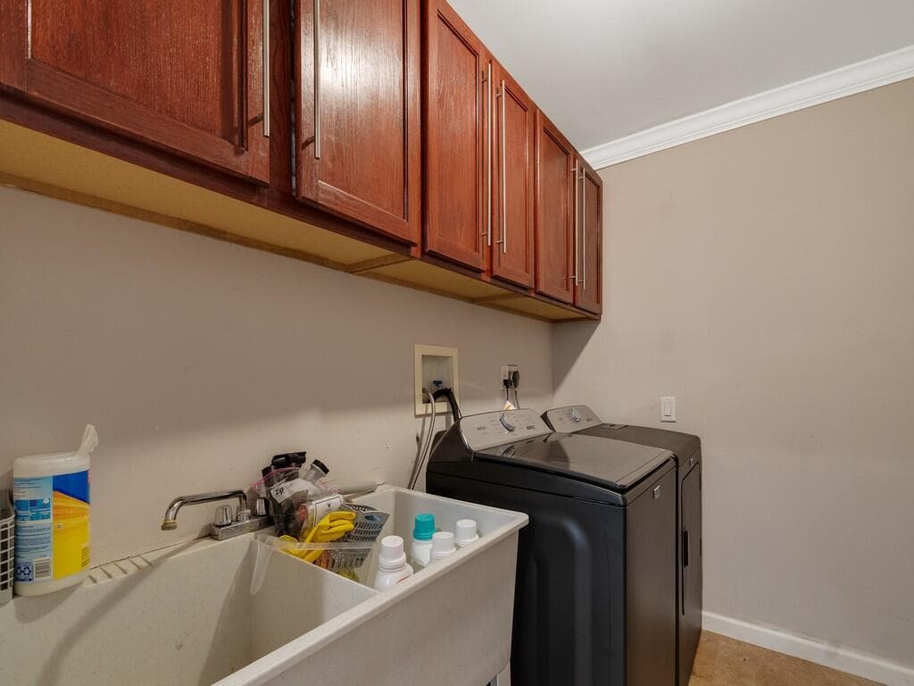 527 E Causeway Boulevard, Vero Beach, FL 32963 — photo 14 of 29