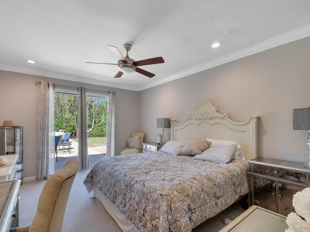 527 E Causeway Boulevard, Vero Beach, FL 32963 — photo 15 of 29