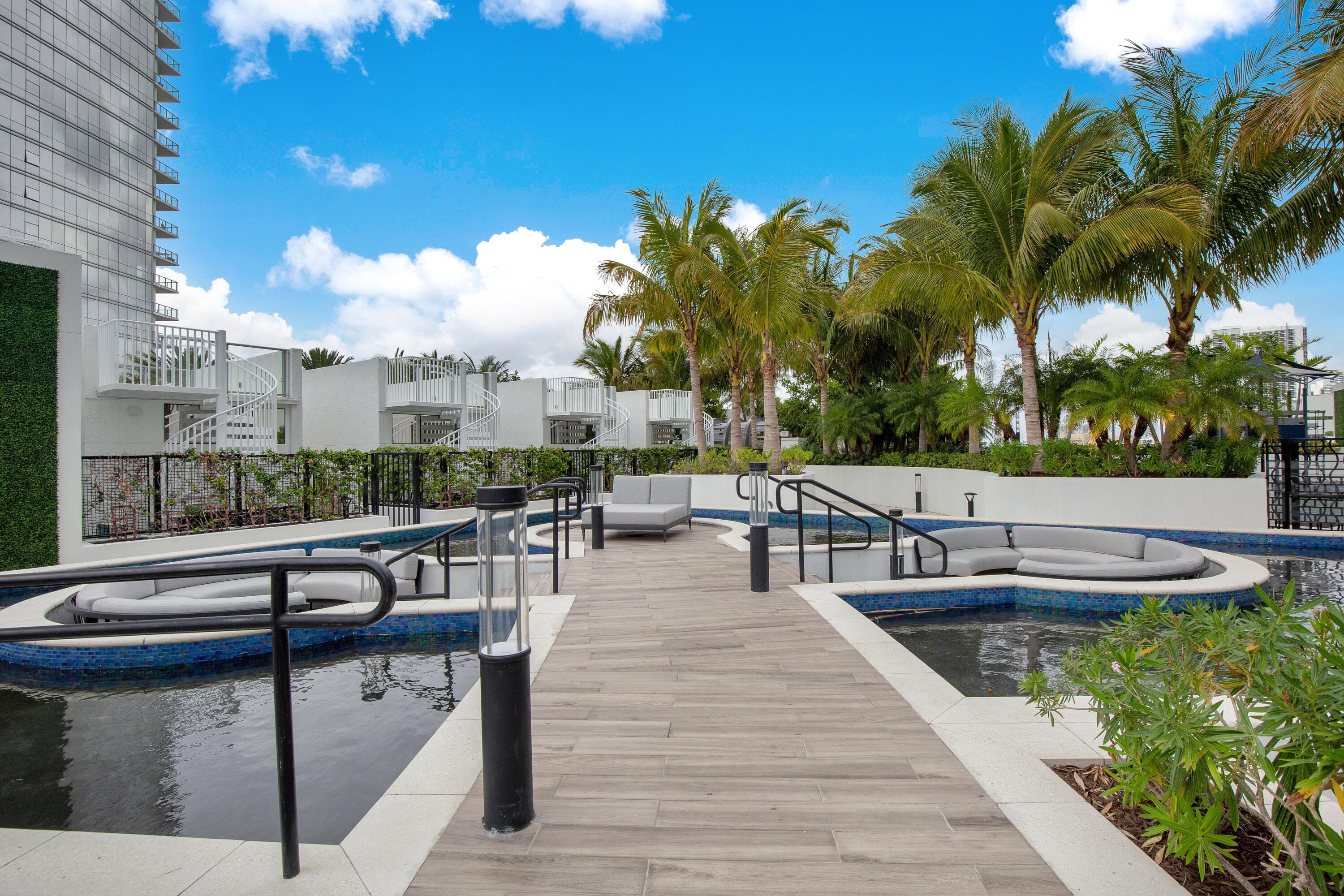 851 NE 1st Avenue 1510, Miami, FL 33130 — photo 36 of 44