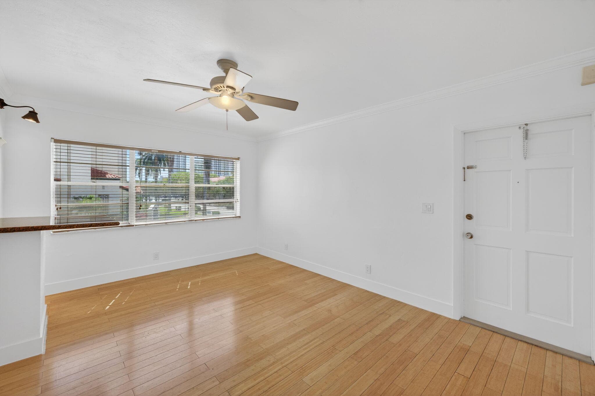 901 NE 3rd Street 205, Fort Lauderdale, FL 33301 — photo 3 of 33
