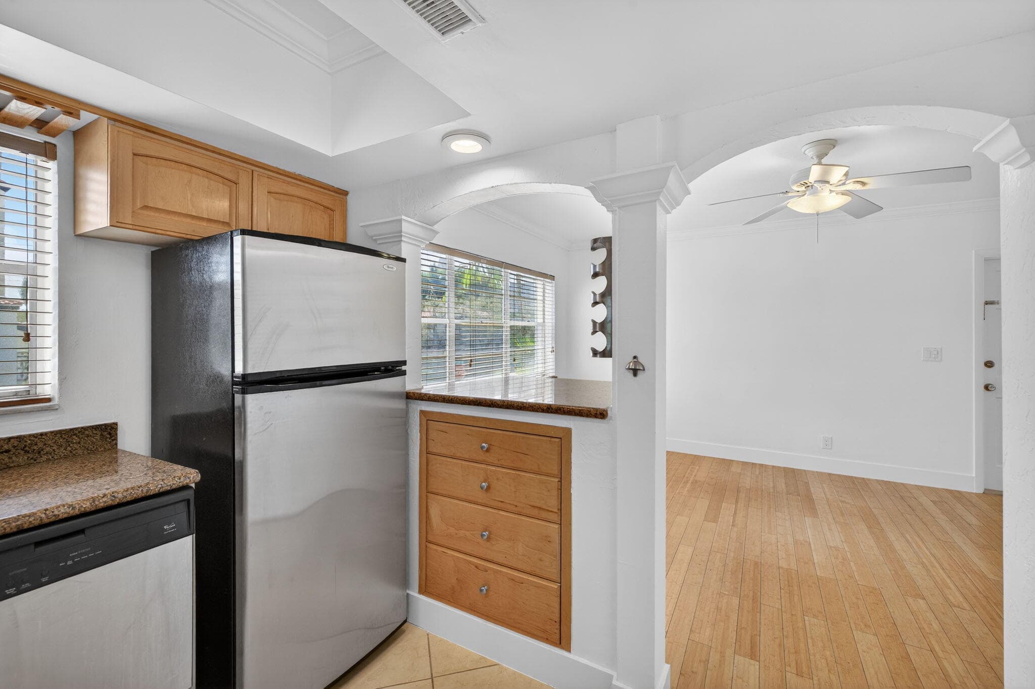 901 NE 3rd Street 205, Fort Lauderdale, FL 33301 — photo 15 of 33