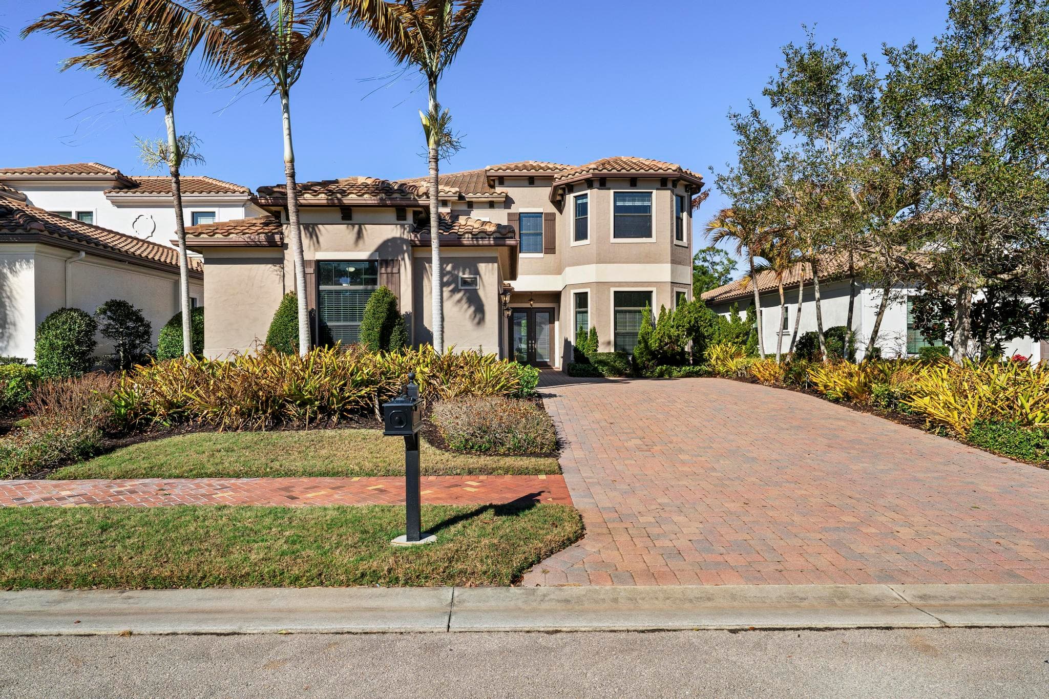 259 SE Calmo Circle, Port St. Lucie, FL 34984 — photo 2 of 52