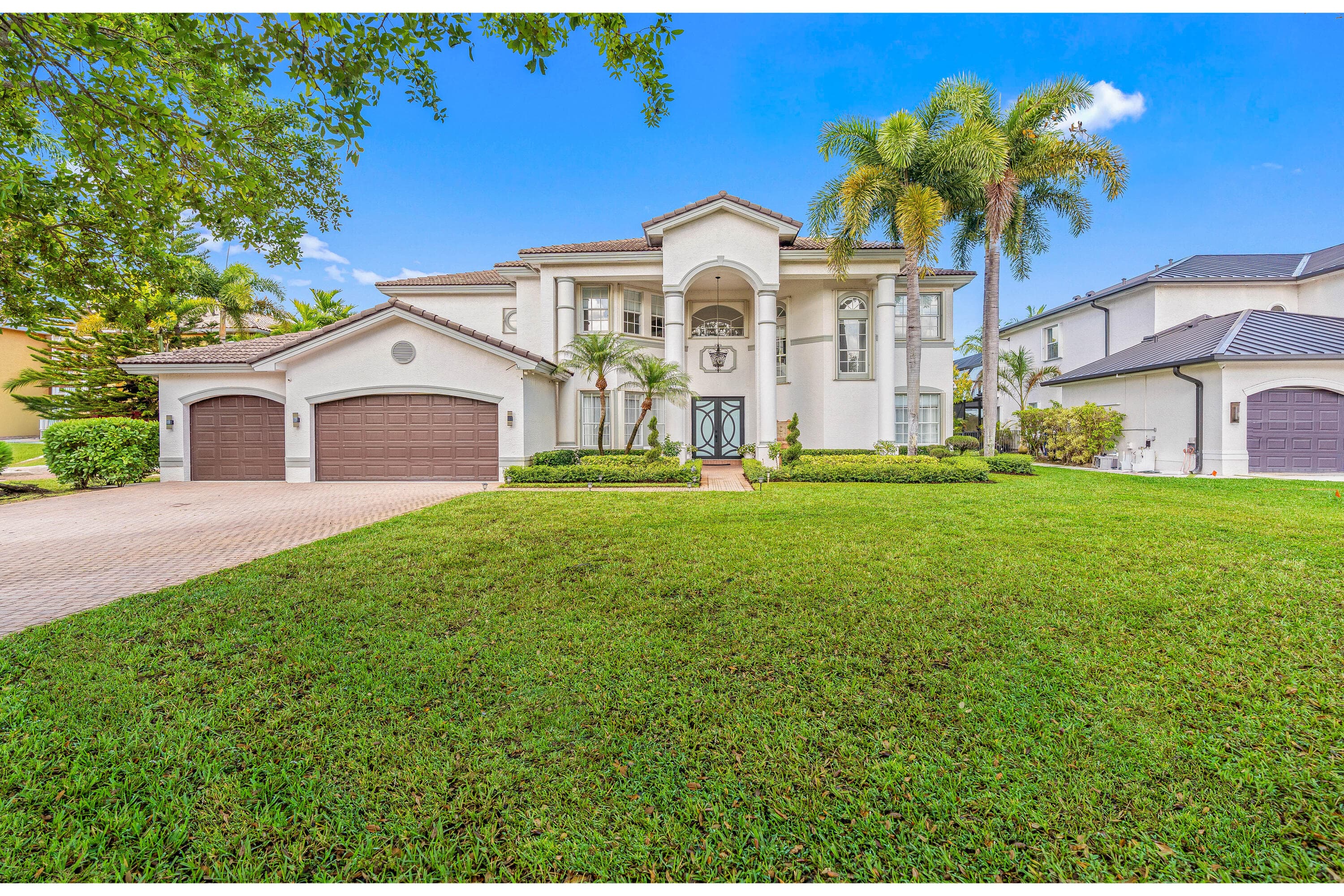 4918 SW 195th Ter, Miramar, FL 33029 — photo 1 of 93
