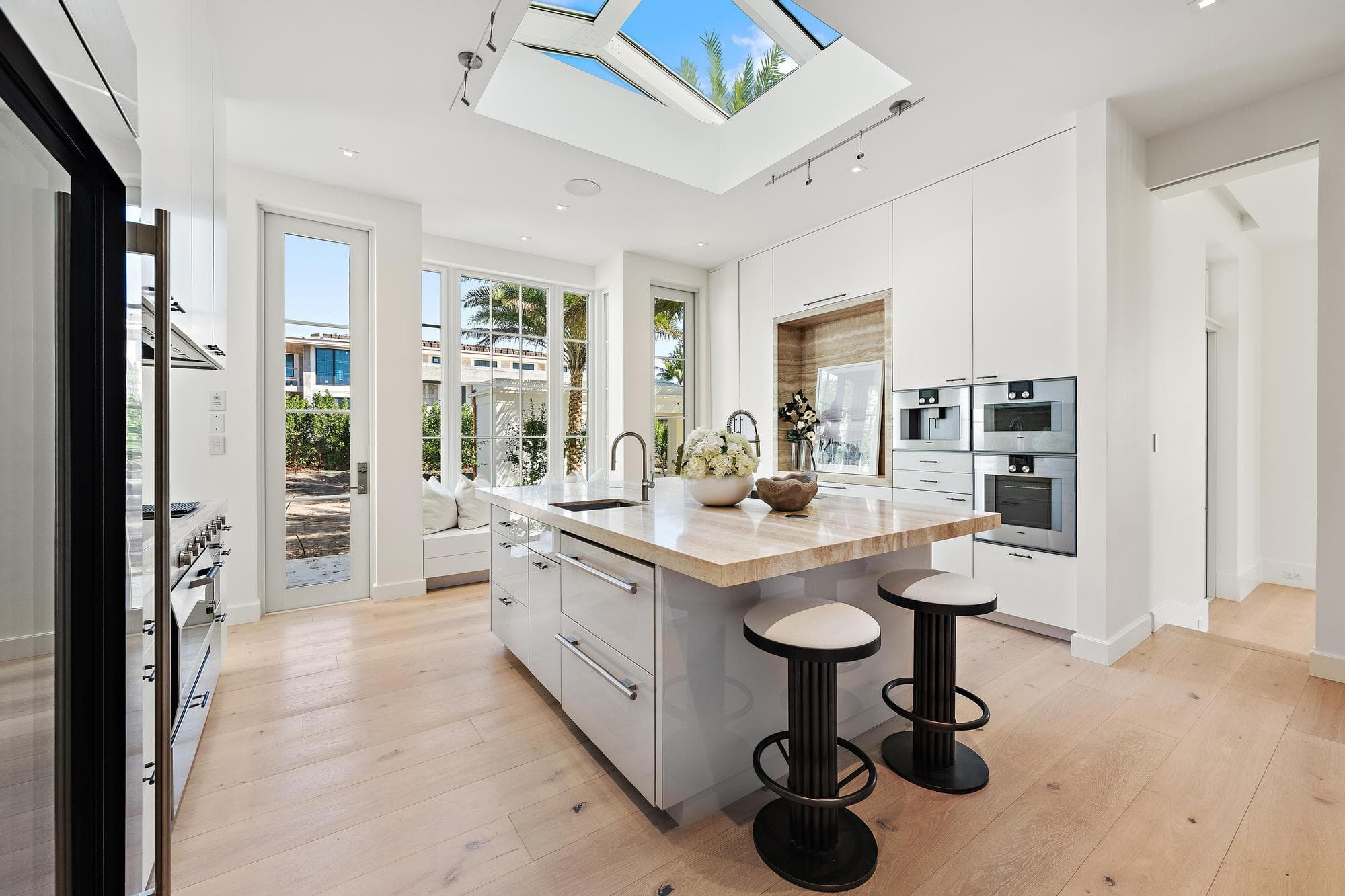 301 Plantation Road, Palm Beach, FL 33480 — photo 13 of 79