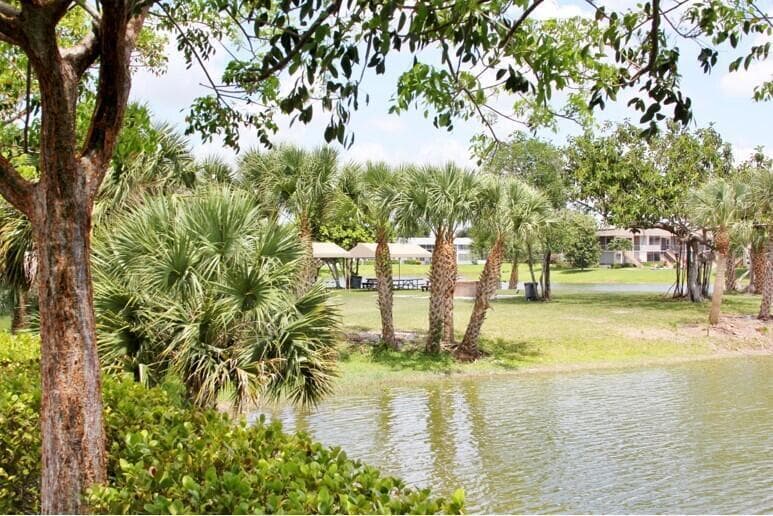 259 Sheffield K 259, West Palm Beach, FL 33417 — photo 23 of 34