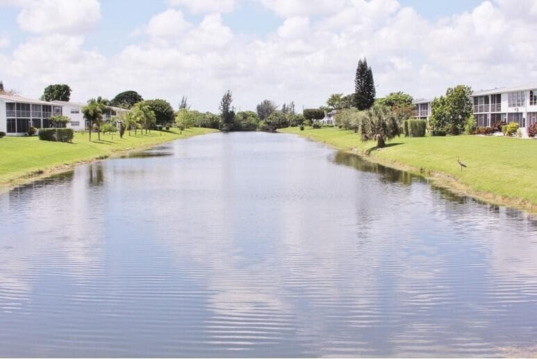 259 Sheffield K 259, West Palm Beach, FL 33417 — photo 27 of 34