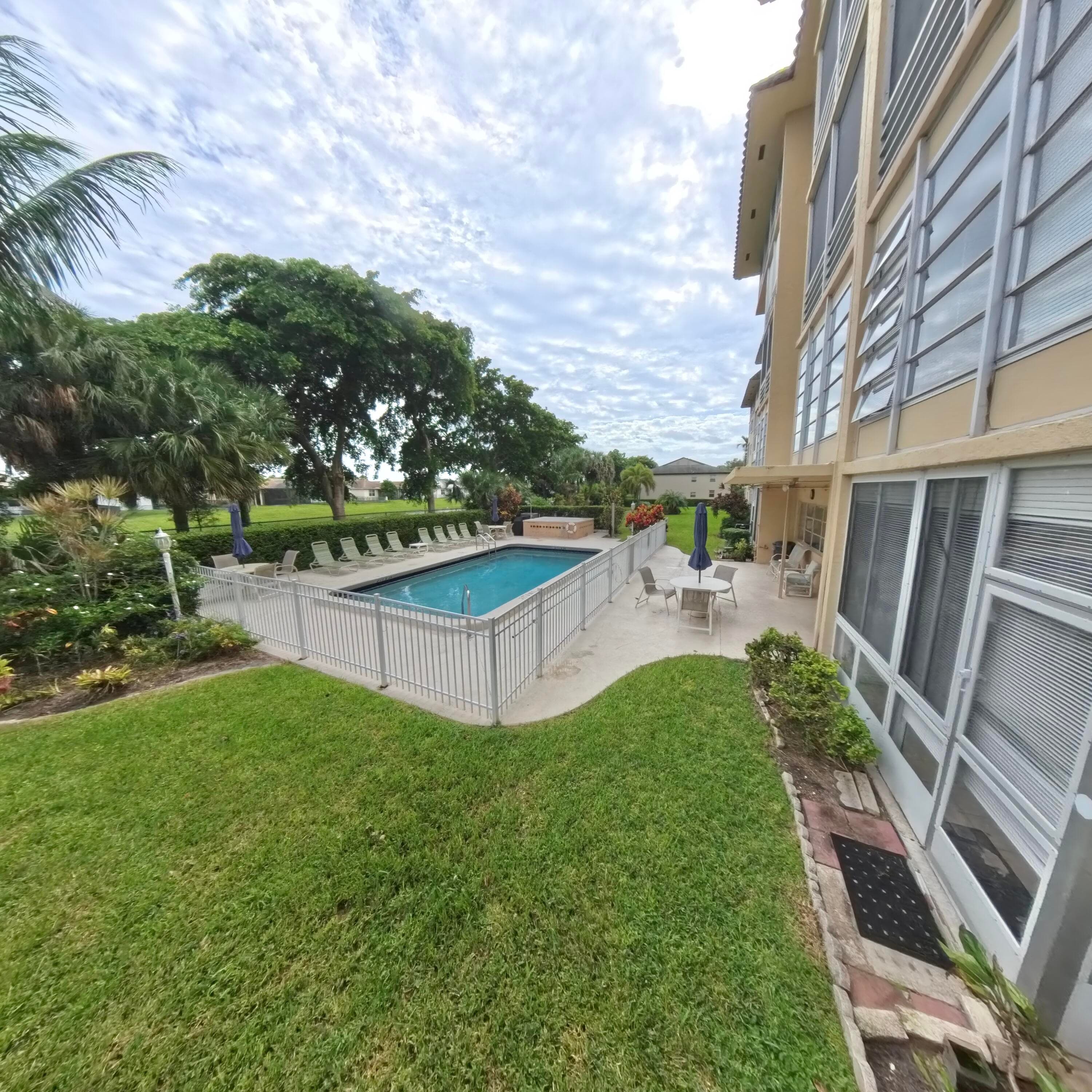 4100 Crystal Lake Drive 209, Pompano Beach, FL 33064 — photo 29 of 31