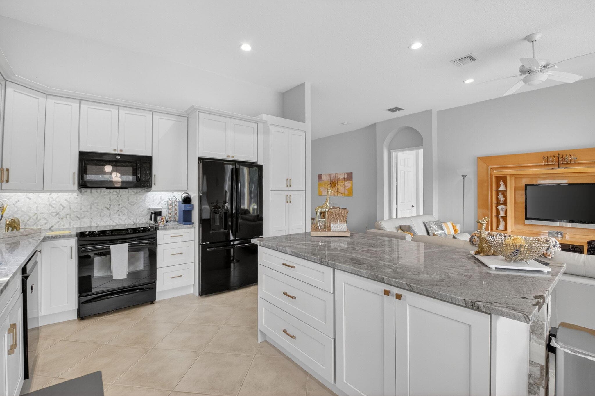 8208 Parini Way, Lake Worth, FL 33467 — photo 9 of 84