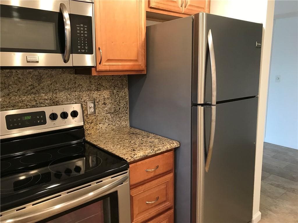 1125 S Flagler Avenue 517, Pompano Beach, FL 33060 — photo 9 of 20