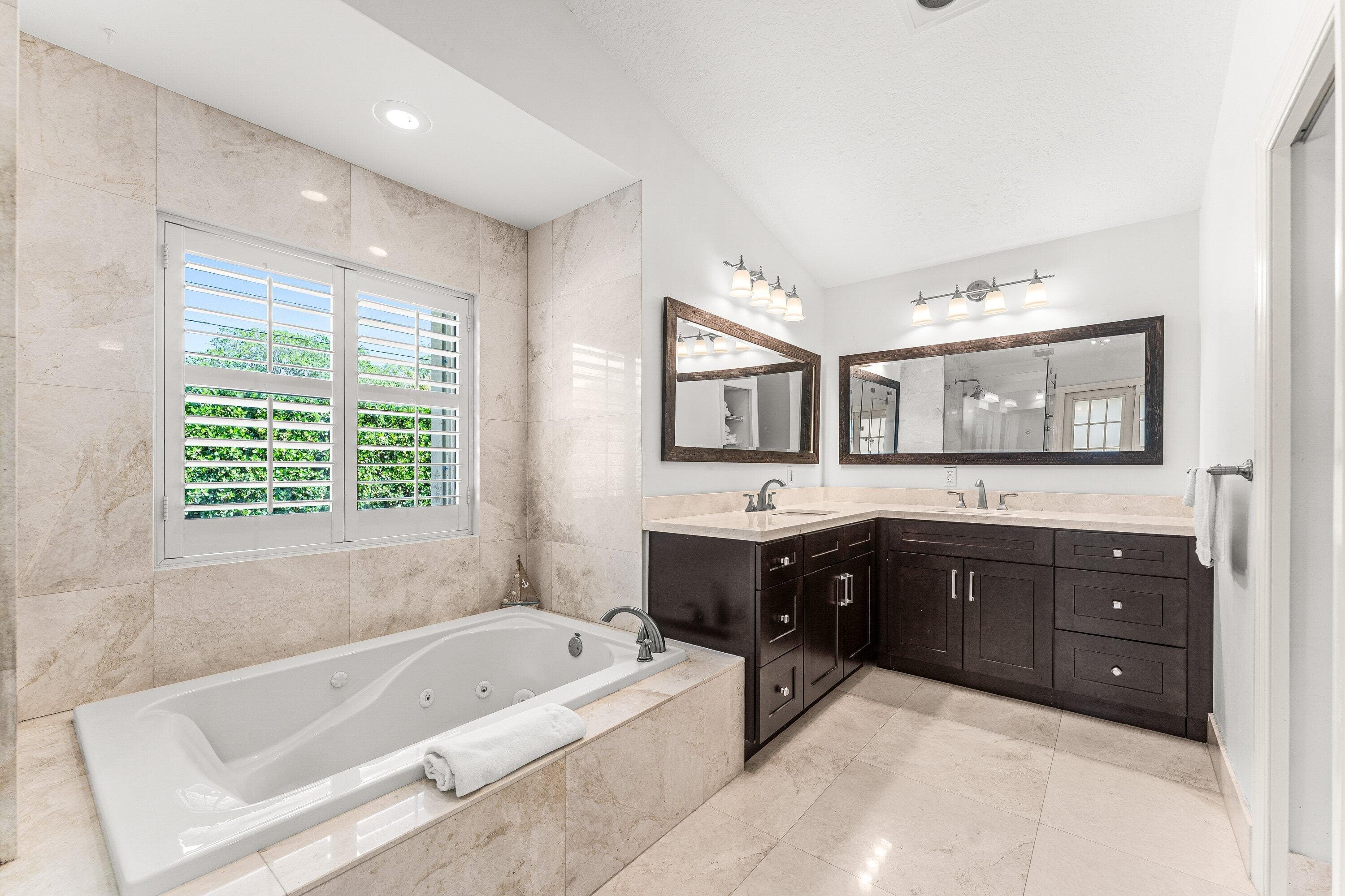 3897 Sherwood Boulevard, Delray Beach, FL 33445 — photo 32 of 41