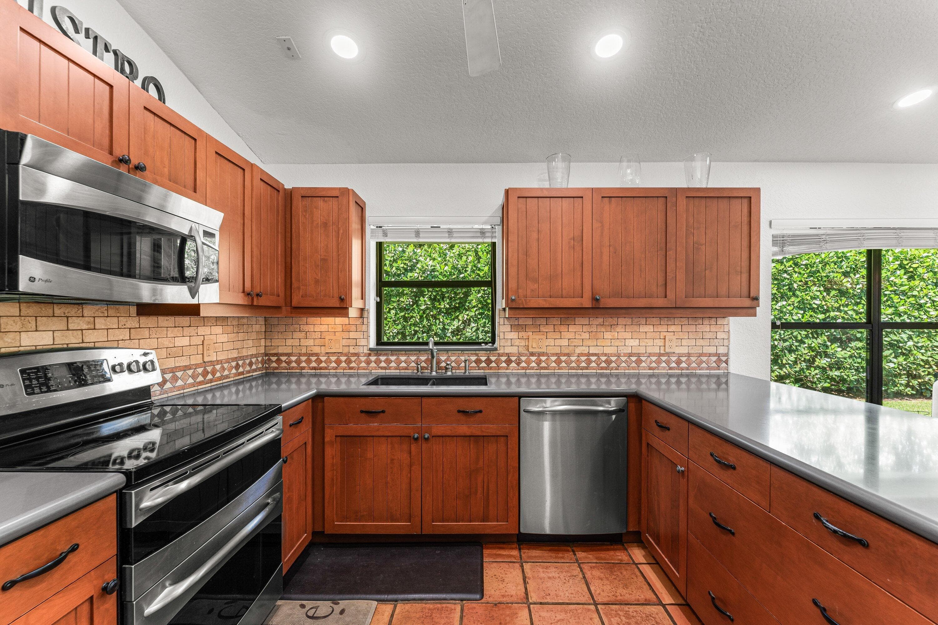 3897 Sherwood Boulevard, Delray Beach, FL 33445 — photo 20 of 41