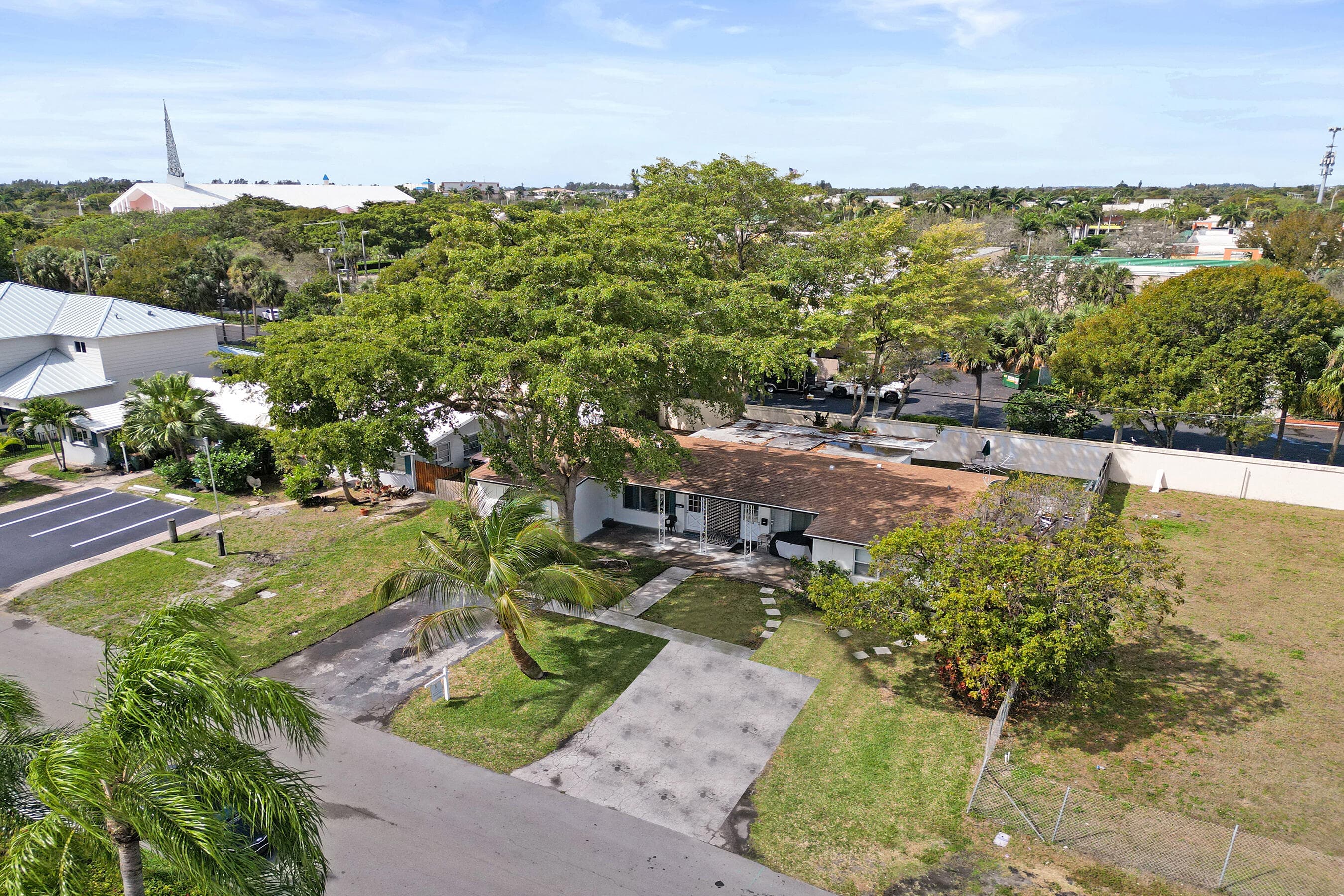 2461 NE 20th Avenue, Lighthouse Point, FL 33064 — photo 1 of 55