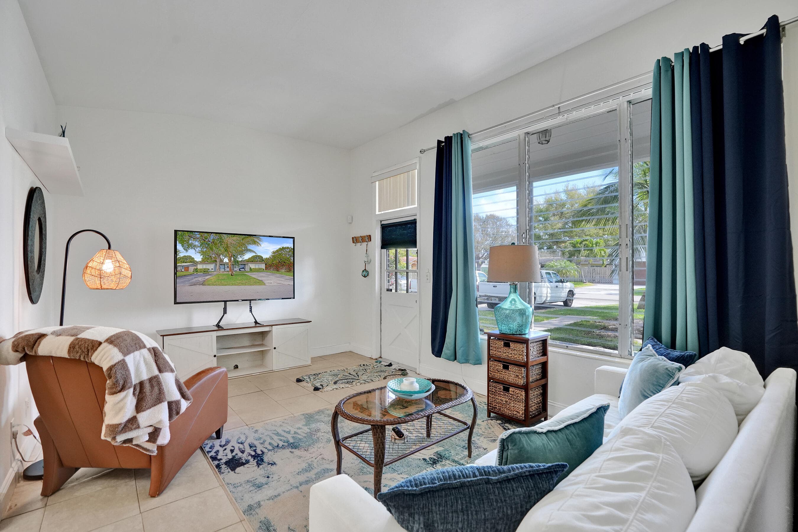 2461 NE 20th Avenue, Lighthouse Point, FL 33064 — photo 6 of 55