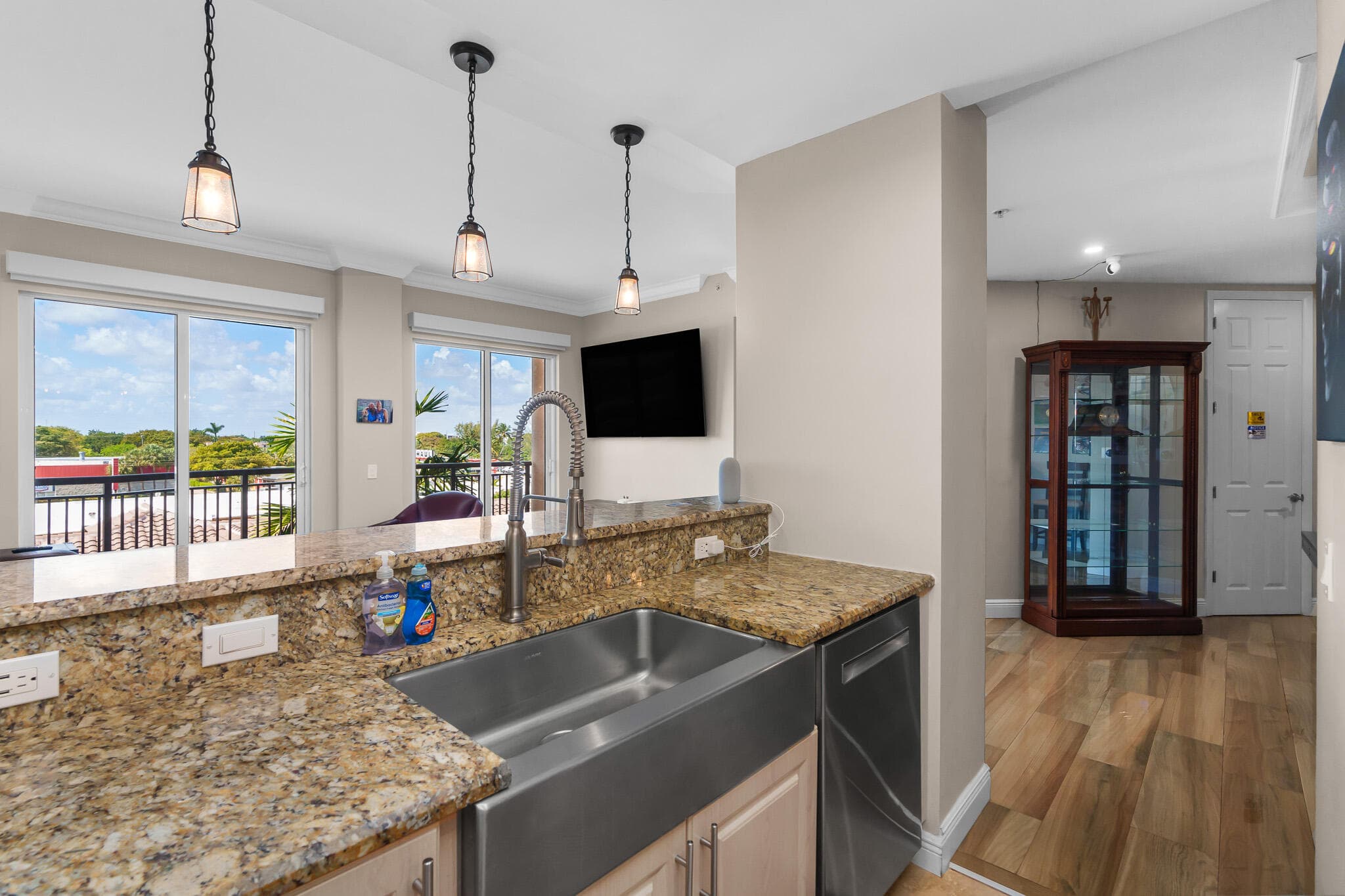 2633 NE 14th Avenue 308, Wilton Manors, FL 33334 — photo 2 of 53