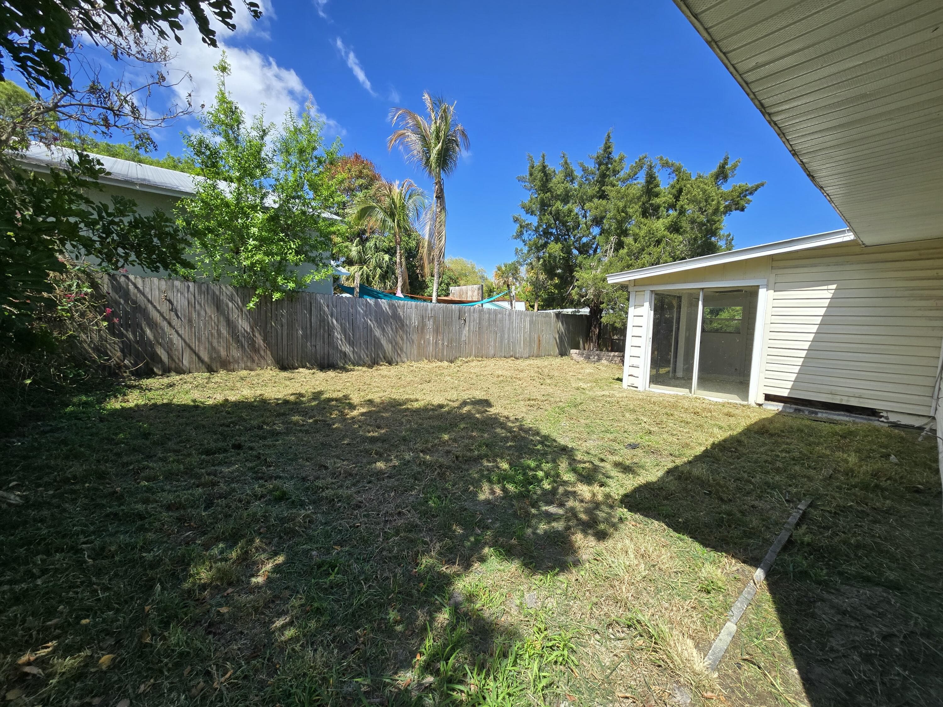 820 SW Palm City Road, Stuart, FL 34994 — photo 21 of 24