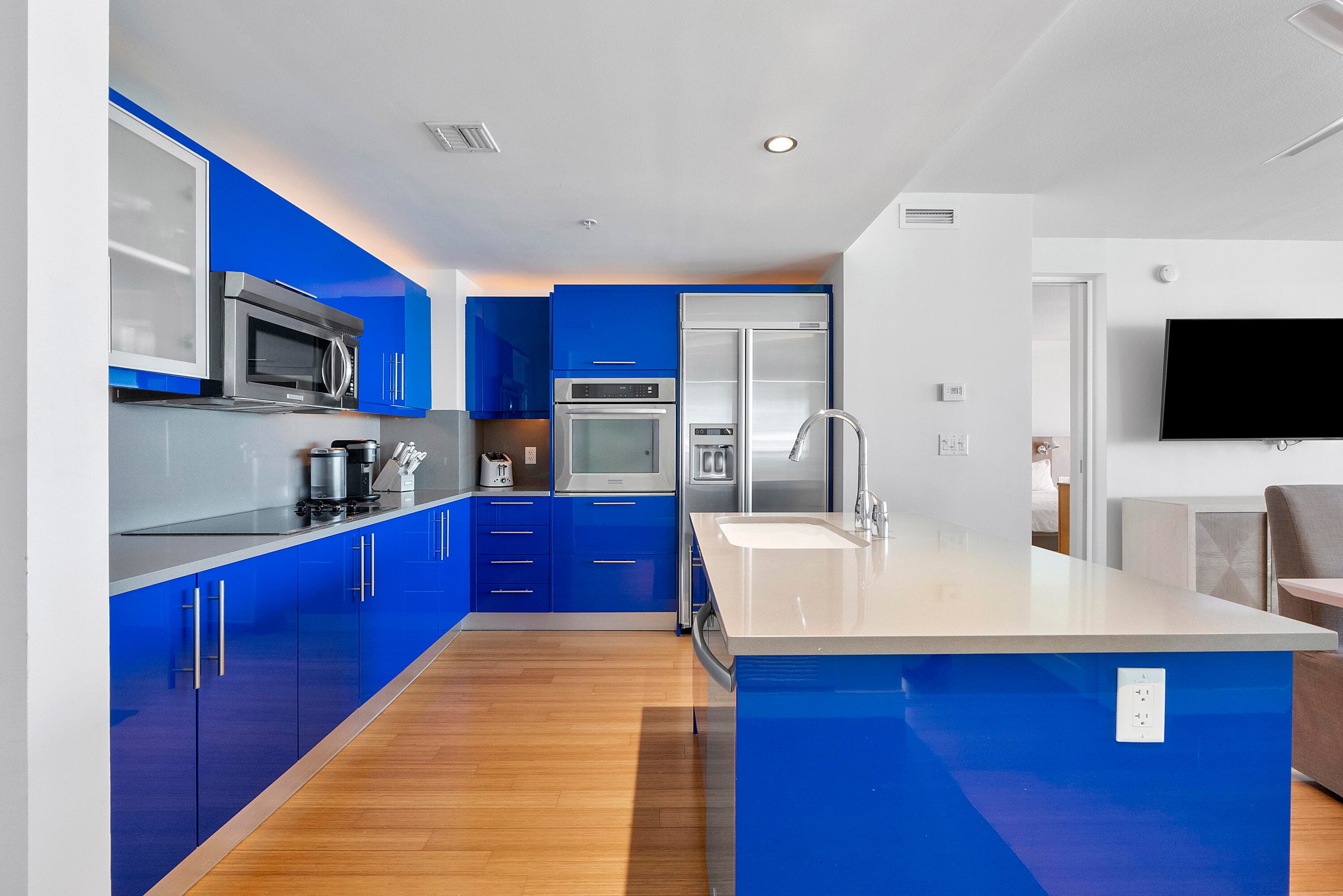 3101 Bayshore Drive 2406, Fort Lauderdale, FL 33304 — photo 8 of 30