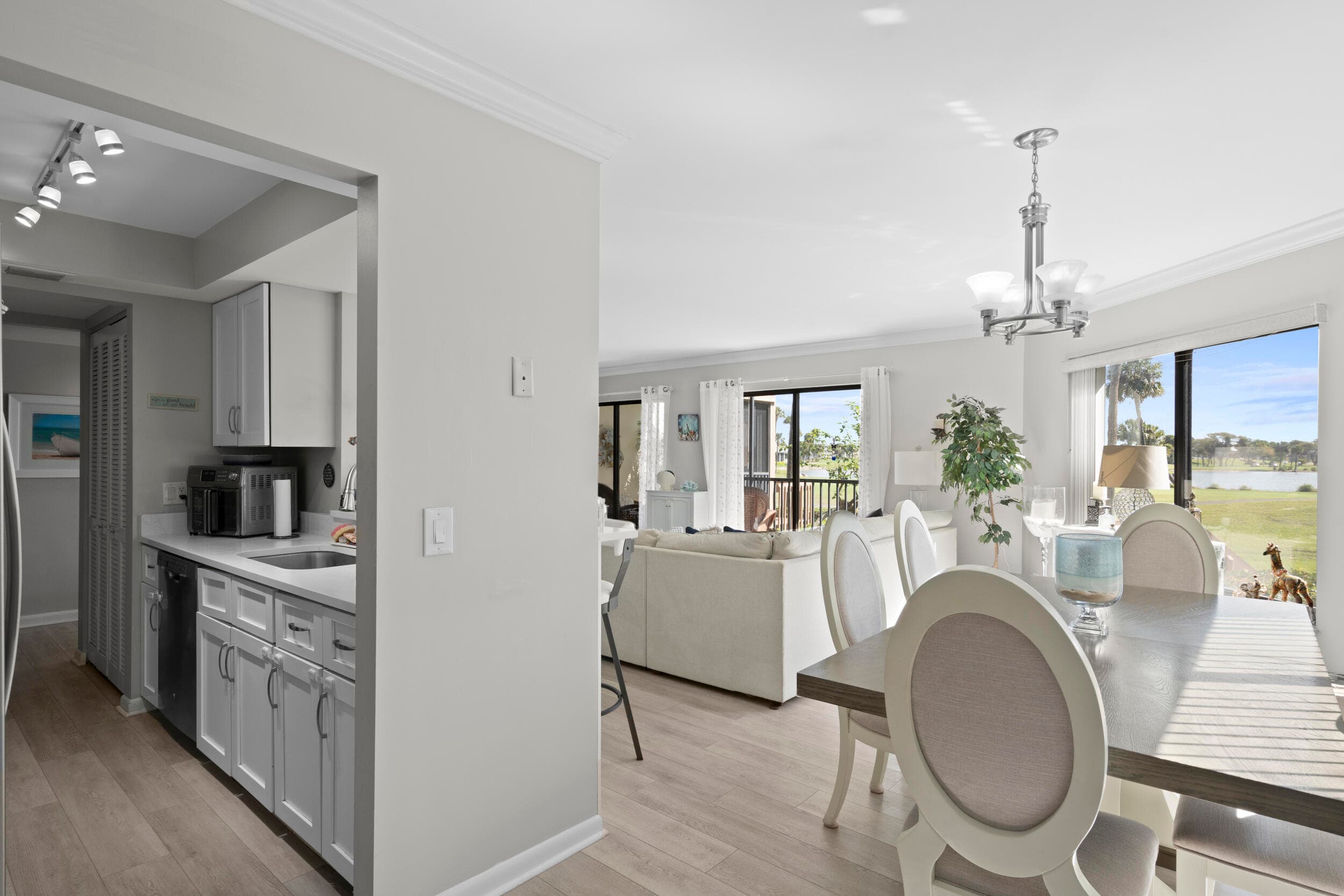 233 NE Edgewater Drive 104, Hutchinson Island, FL 34996 — photo 14 of 56