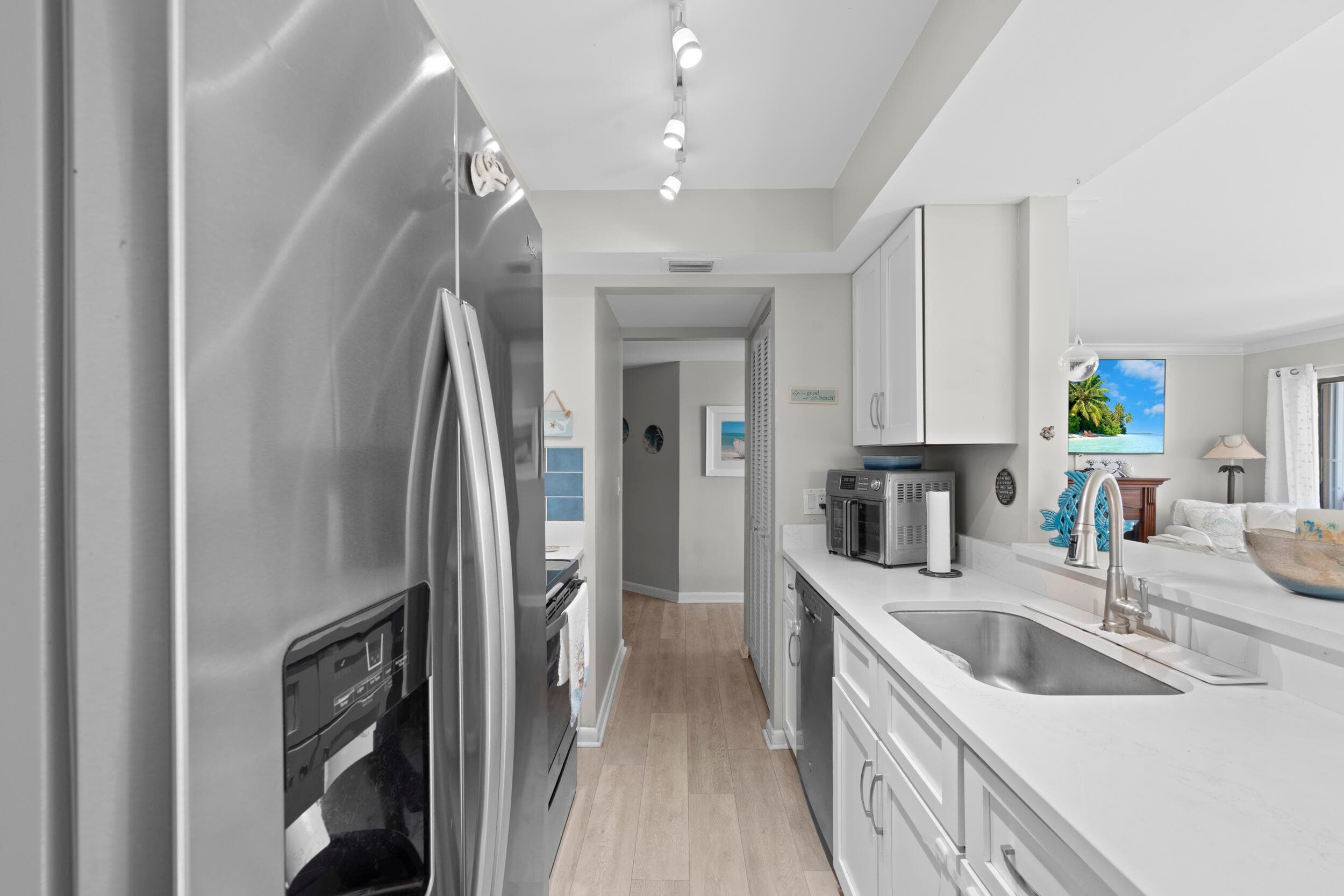 233 NE Edgewater Drive 104, Hutchinson Island, FL 34996 — photo 15 of 56