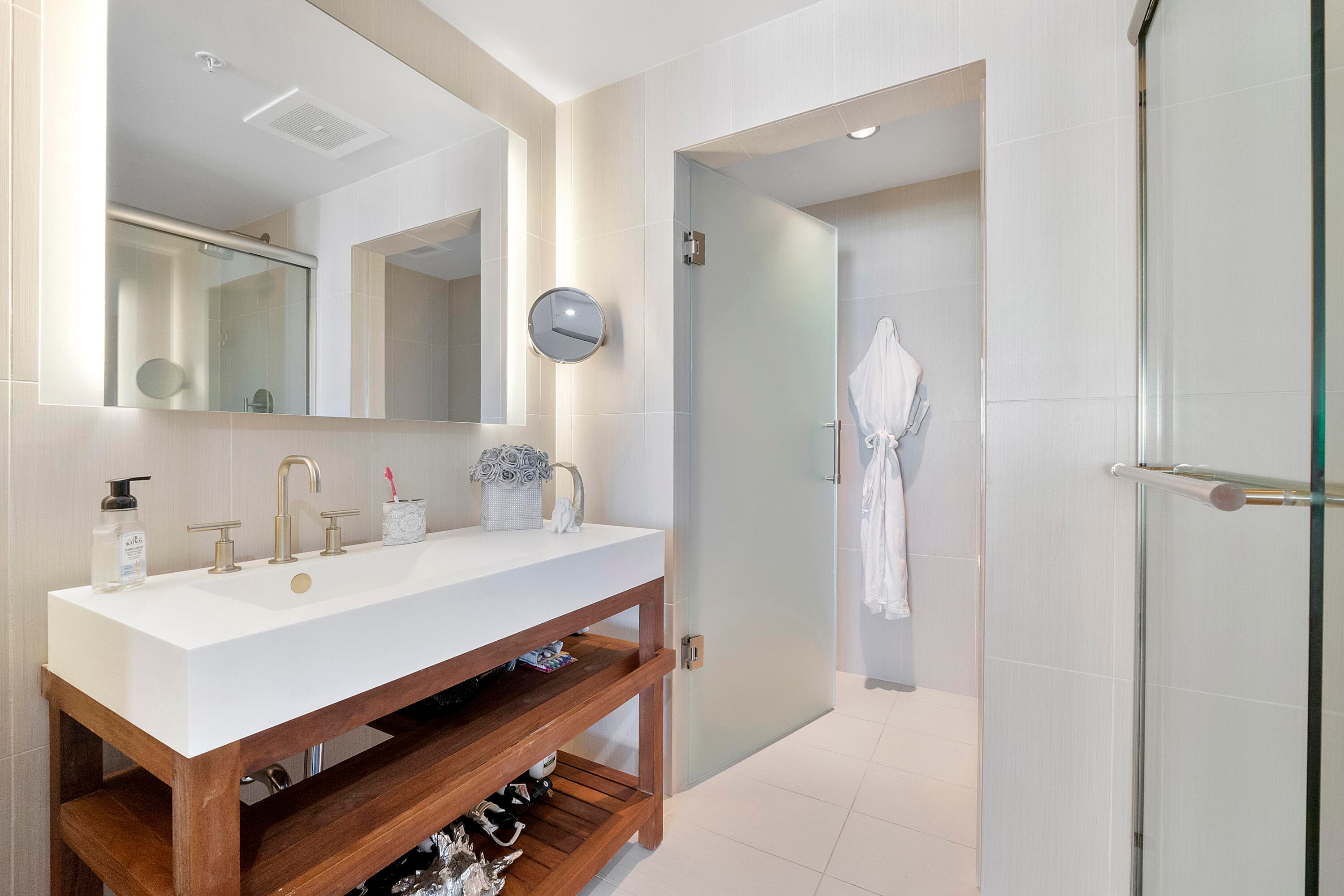 3101 Bayshore Drive 2406, Fort Lauderdale, FL 33304 — photo 29 of 30