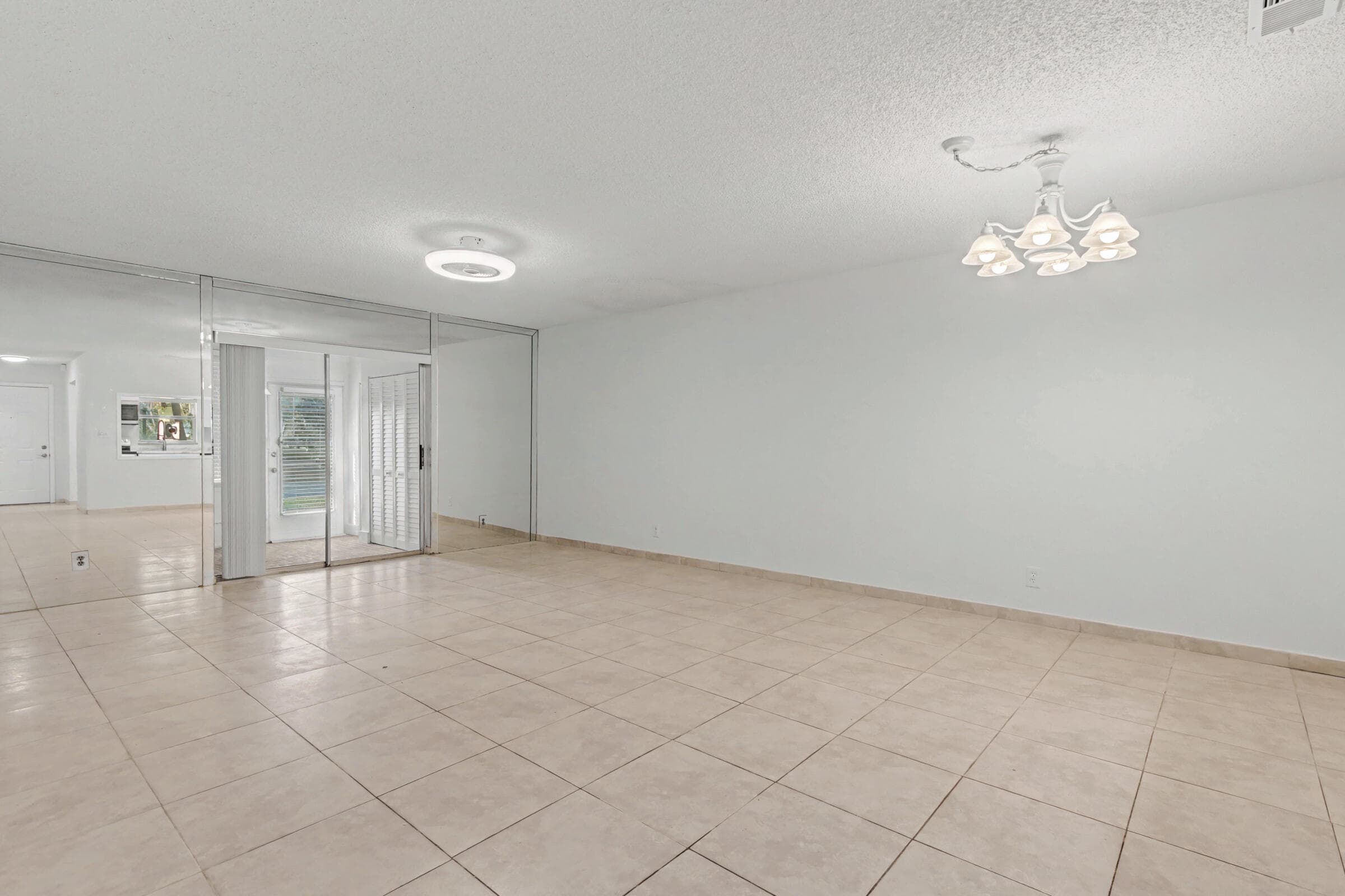 437 SW Natura Avenue F, Deerfield Beach, FL 33441 — photo 5 of 26