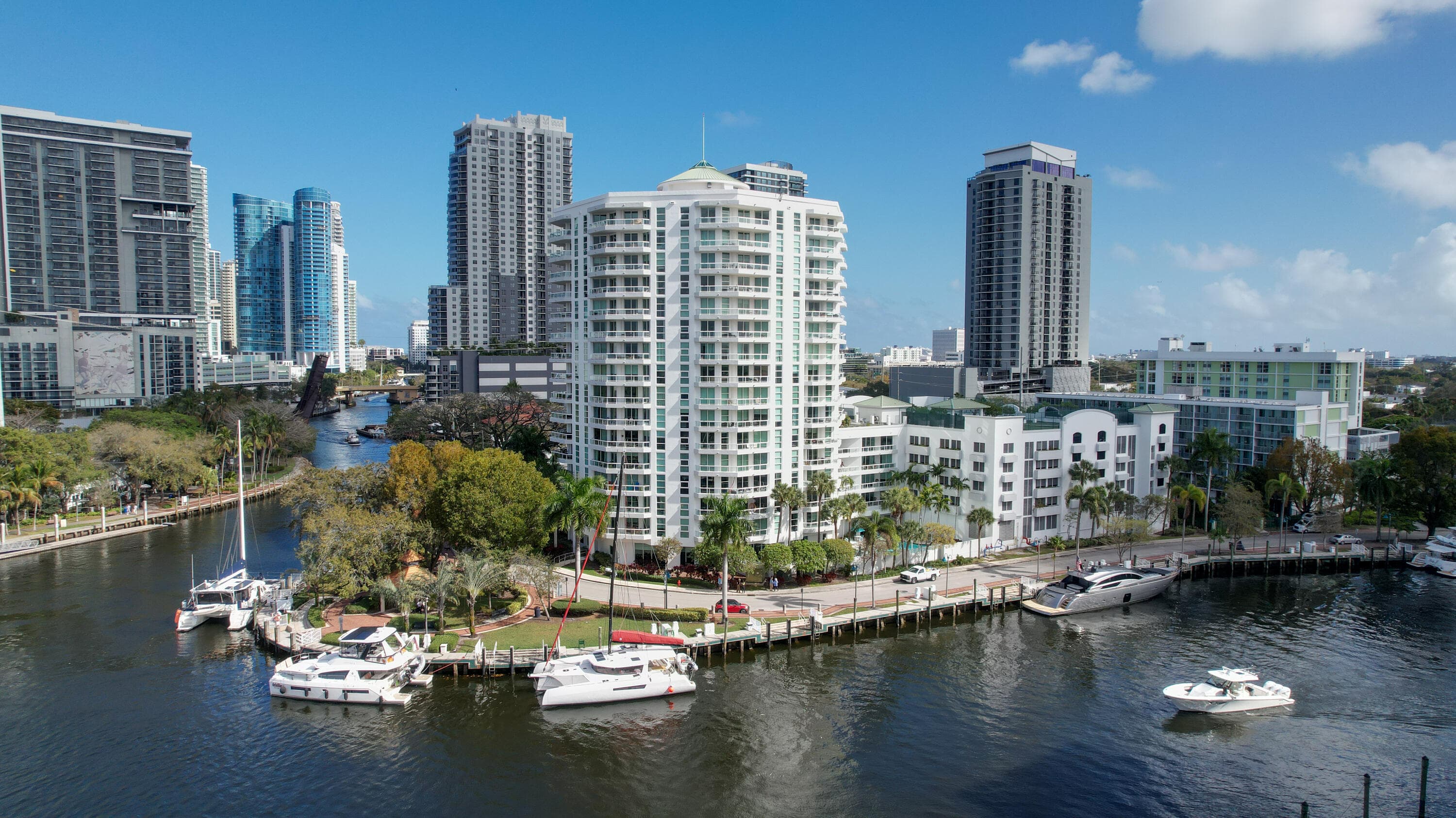 401 SW 4th Avenue 402, Fort Lauderdale, FL 33315 — photo 1 of 37