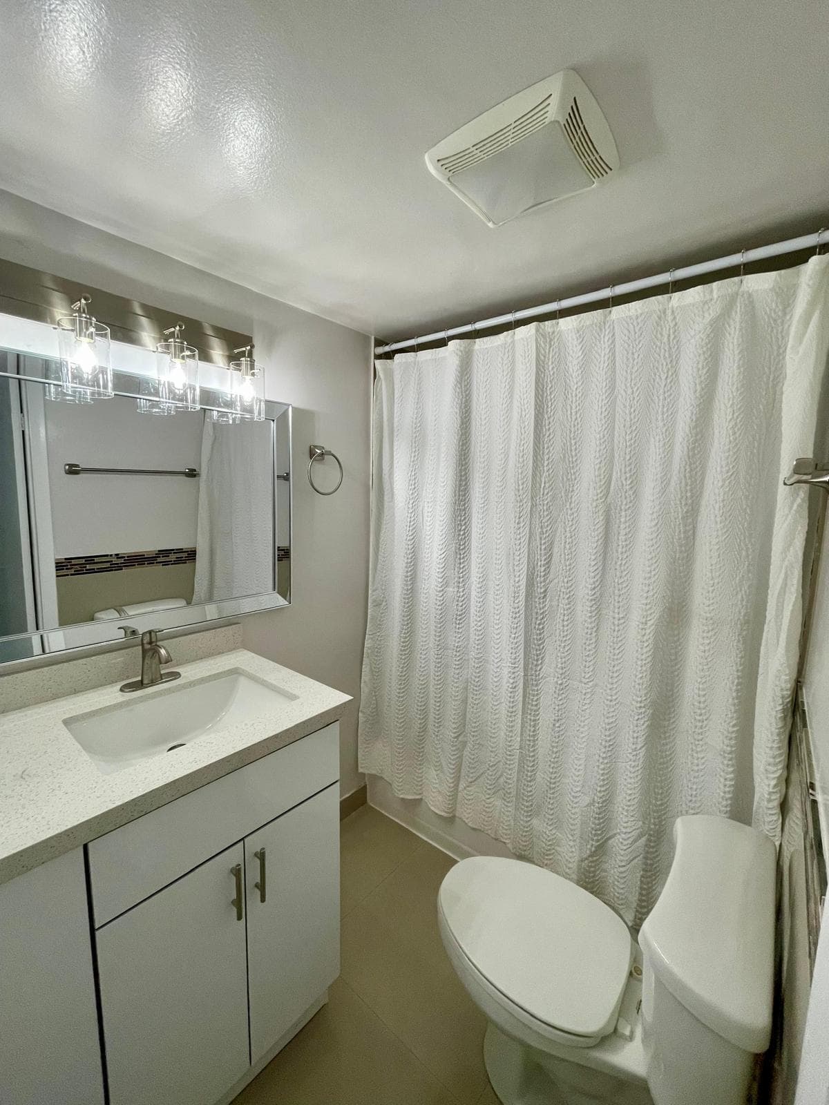 1401 NE 191st Street, Miami, FL 33179 — photo 15 of 31