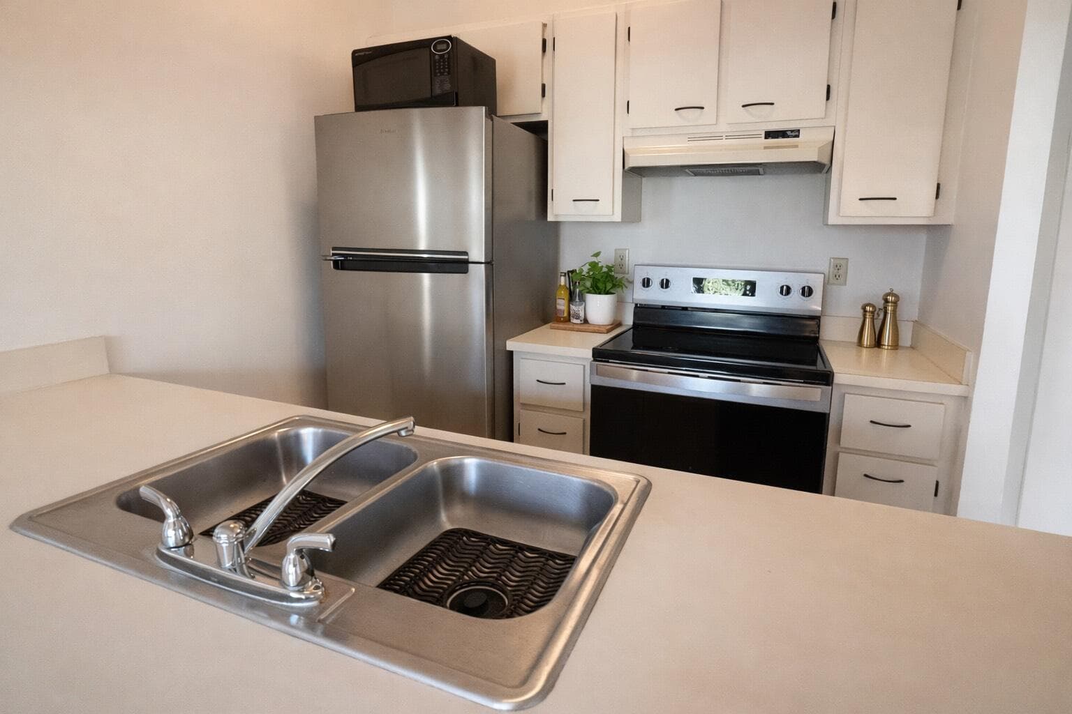 9480 Boca Cove Circle 415, Boca Raton, FL 33428 — photo 4 of 16