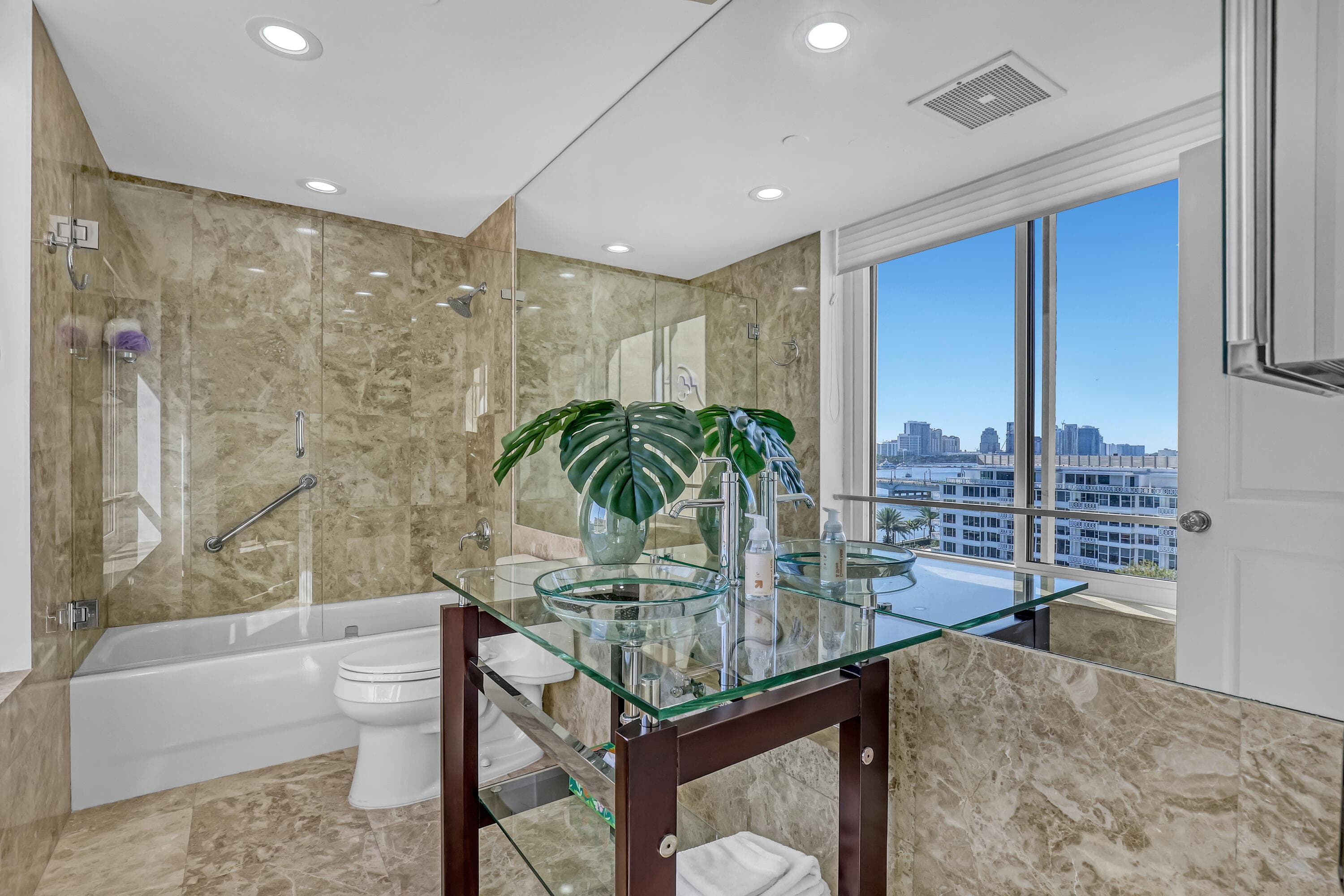 150 Bradley Place 605, Palm Beach, FL 33480 — photo 18 of 28