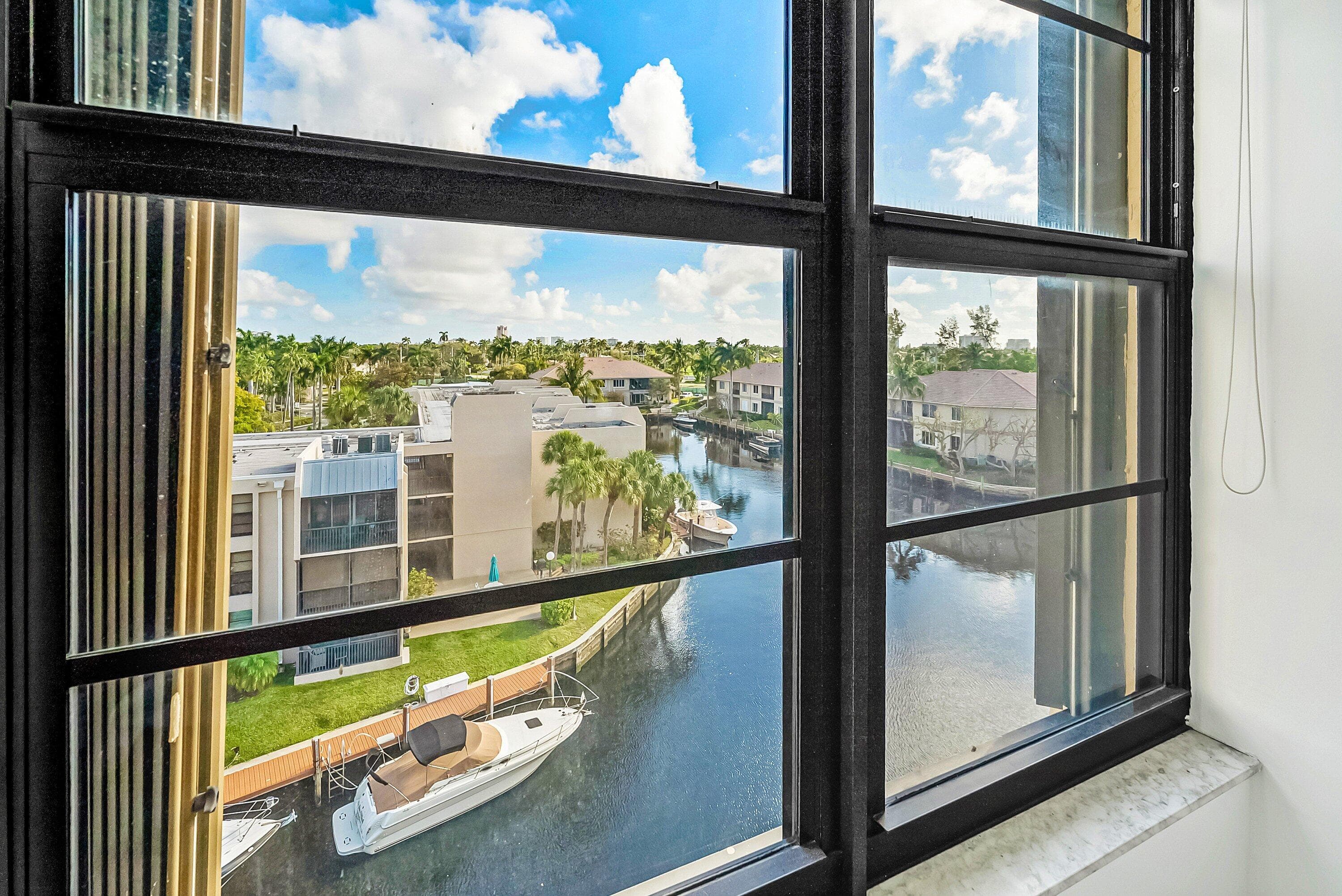 6 Royal Palm Way 605, Boca Raton, FL 33432 — photo 23 of 50