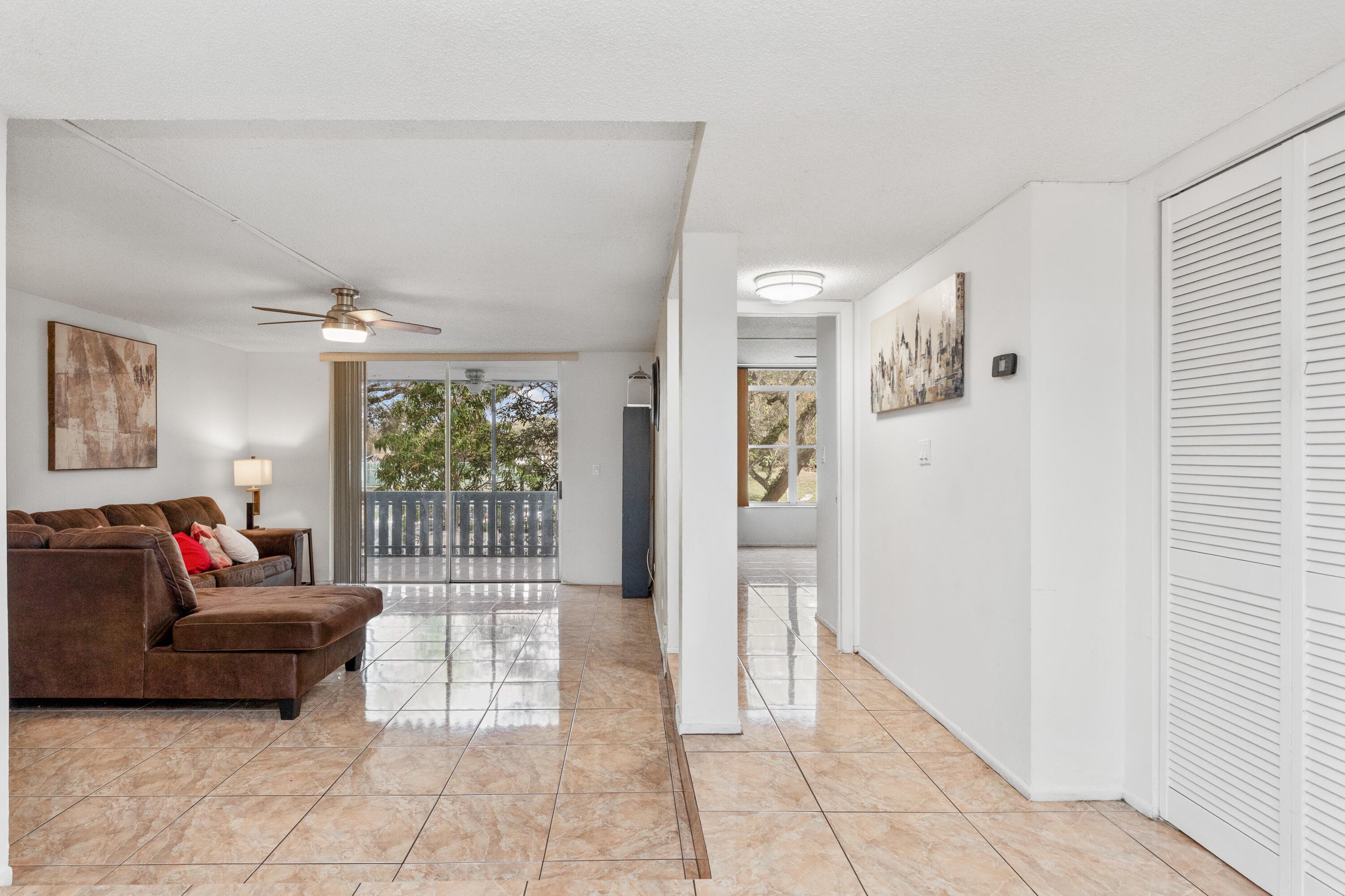 3710 Inverrary Drive 2g, Lauderhill, FL 33319 — photo 8 of 42