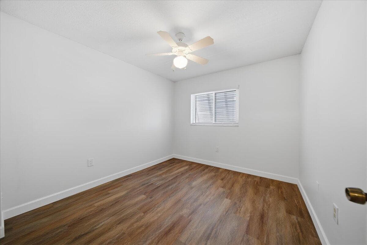 1383 NW 122nd Terrace, Pembroke Pines, FL 33026 — photo 18 of 28