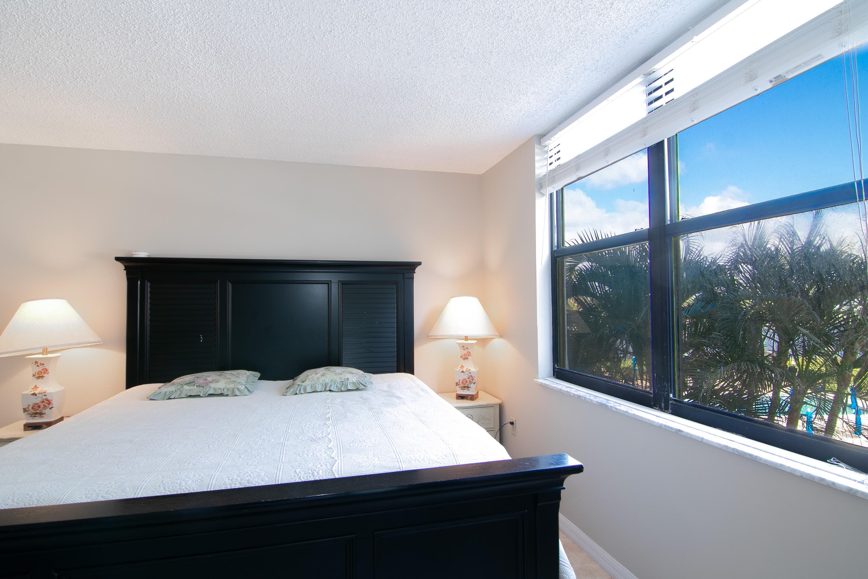 3545 S Ocean Boulevard 312, South Palm Beach, FL 33480 — photo 12 of 24