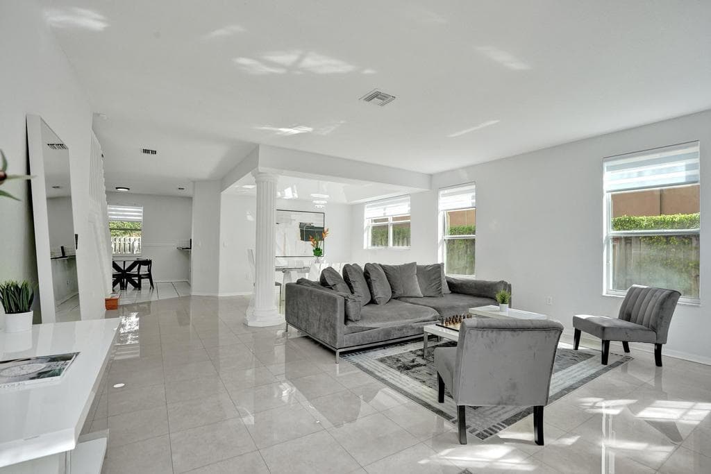 16405 Diamond Head Drive, Weston, FL 33331 — photo 8 of 67