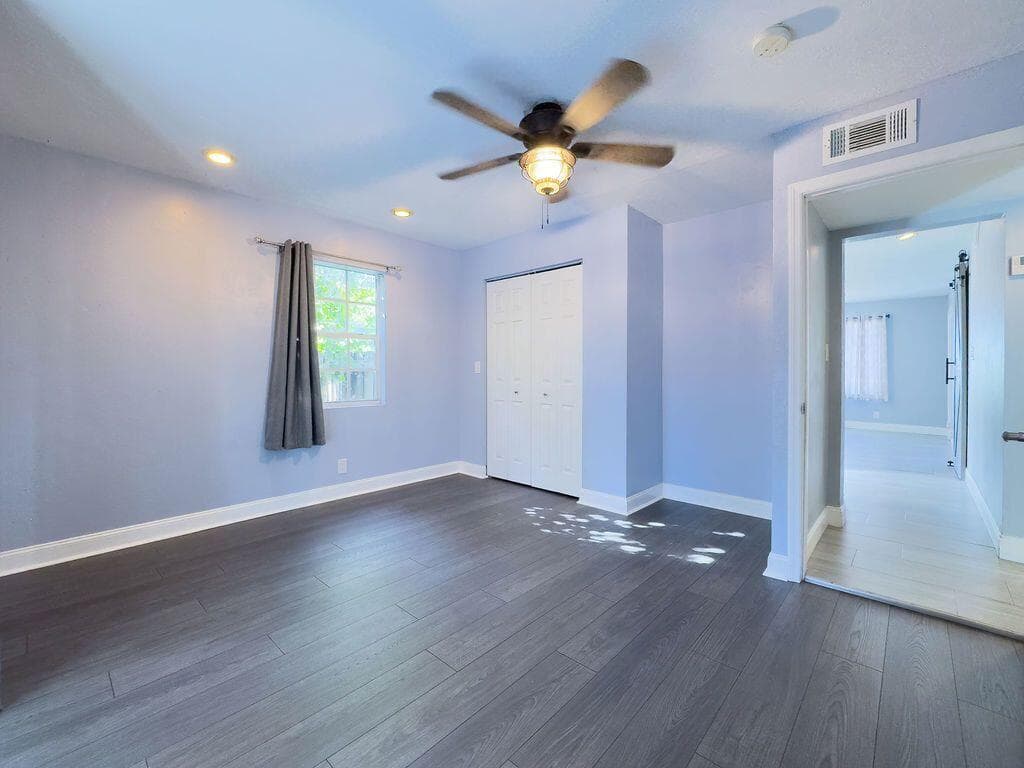 902 NE 34th Street, Oakland Park, FL 33334 — photo 34 of 64