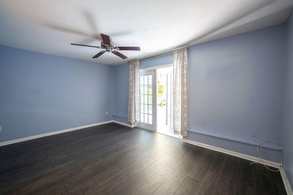 902 NE 34th Street, Oakland Park, FL 33334 — photo 37 of 64