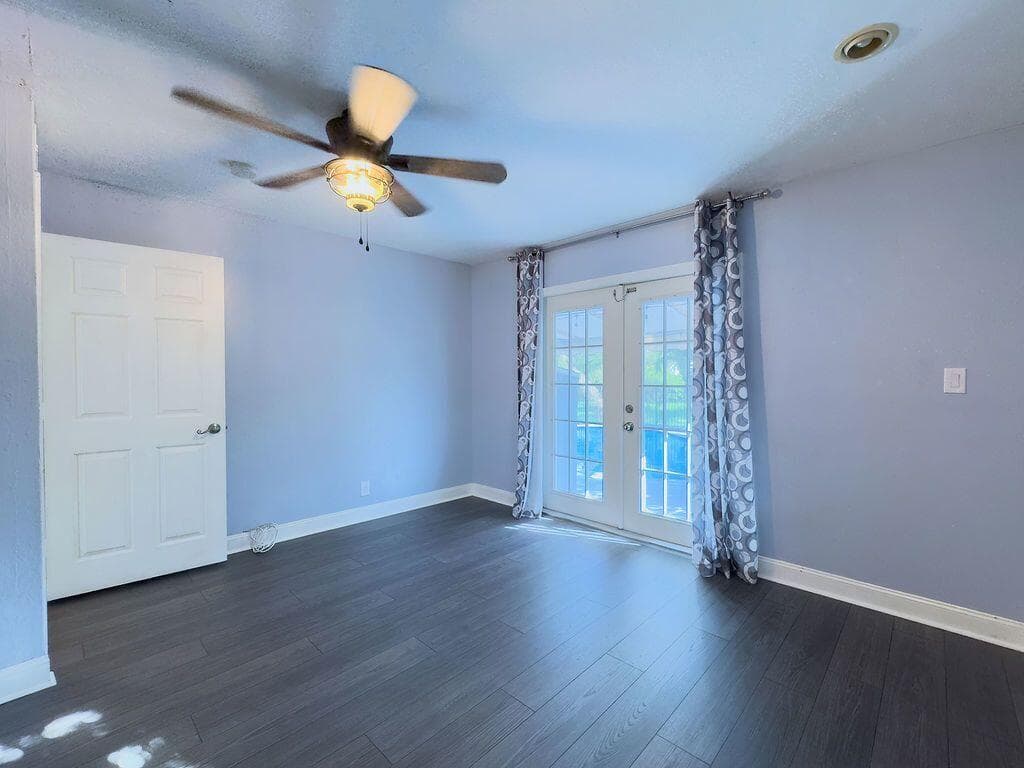 902 NE 34th Street, Oakland Park, FL 33334 — photo 53 of 64