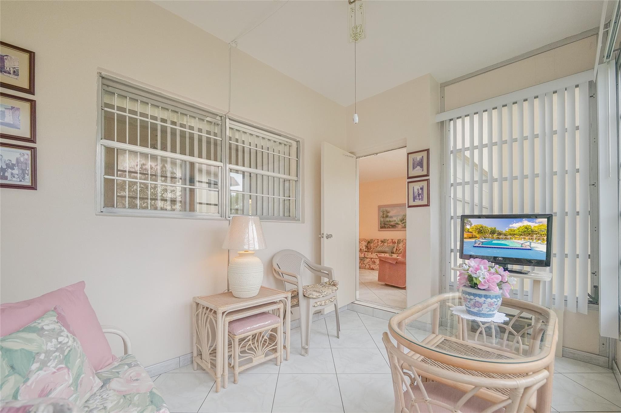3431 NW 50th Avenue 213, Lauderdale Lakes, FL 33319 — photo 3 of 47