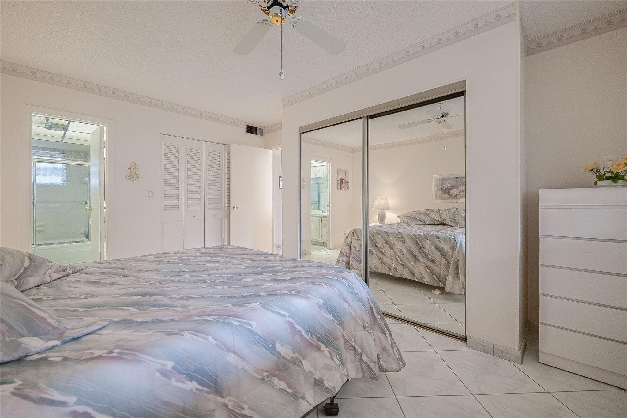 3431 NW 50th Avenue 213, Lauderdale Lakes, FL 33319 — photo 23 of 47