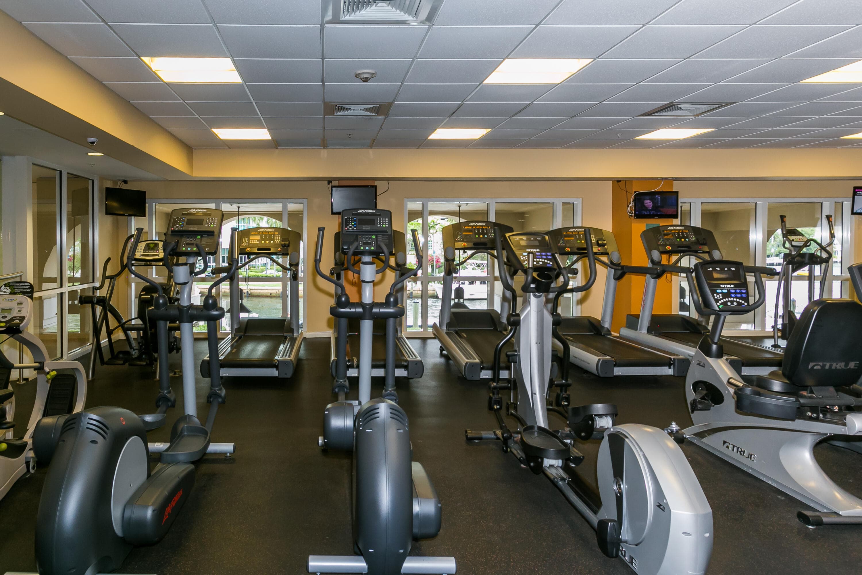 511 SE 5 Avenue 1217, Fort Lauderdale, FL 33301 — photo 48 of 54