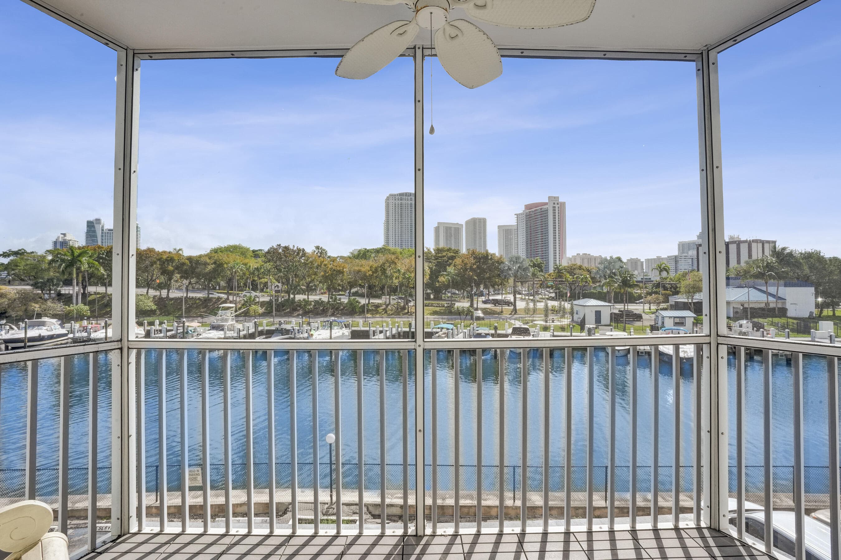 200 Diplomat Parkway 326, Hallandale Beach, FL 33009 — photo 3 of 31