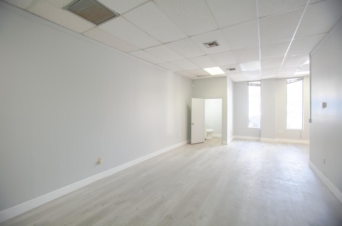 16350 NE 12th Avenue, North Miami Beach, FL 33162 — photo 11 of 18