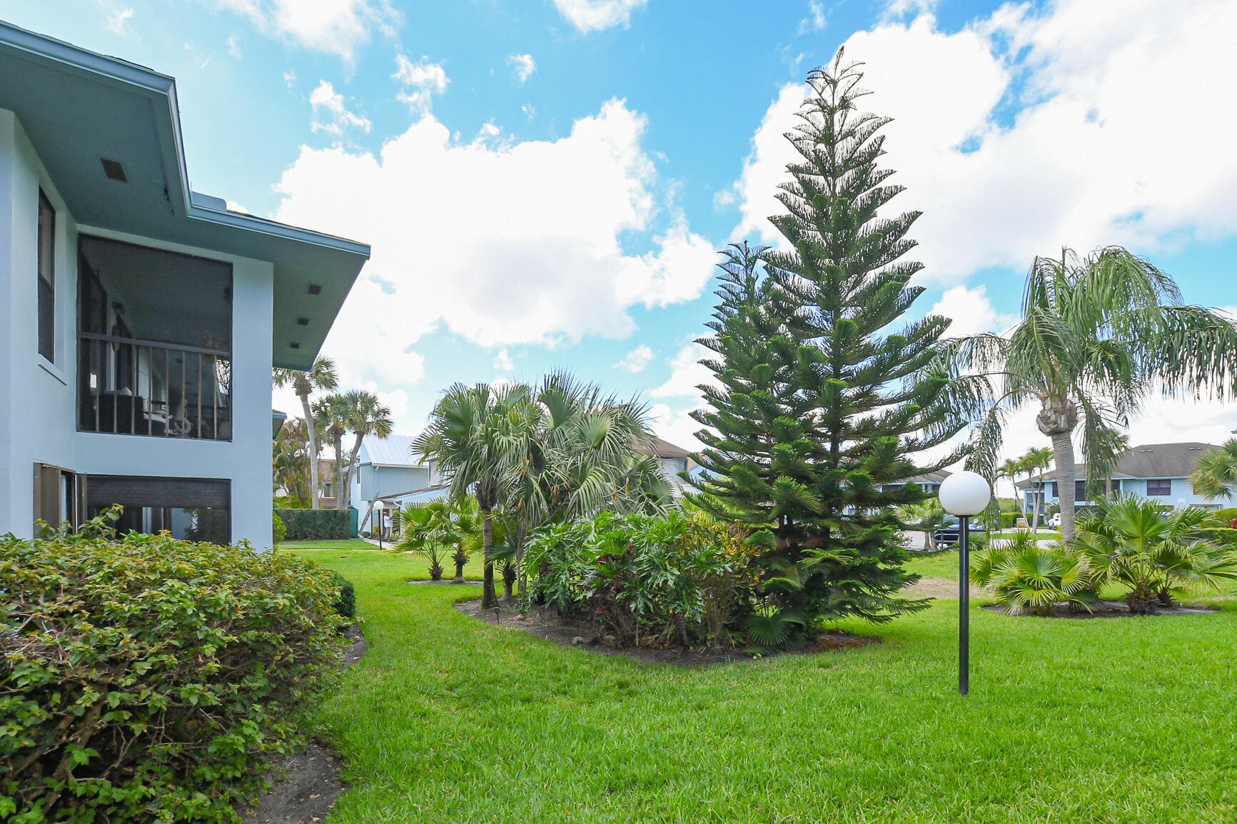 950 S Kanner Highway 905, Stuart, FL 34994 — photo 4 of 34