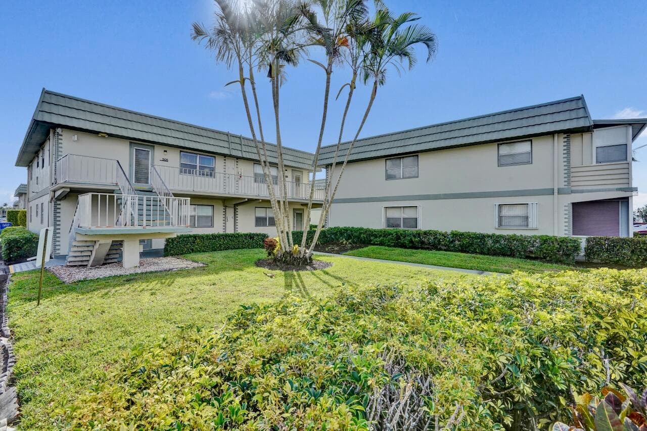 505 Monaco K, Delray Beach, FL 33446 — photo 2 of 58