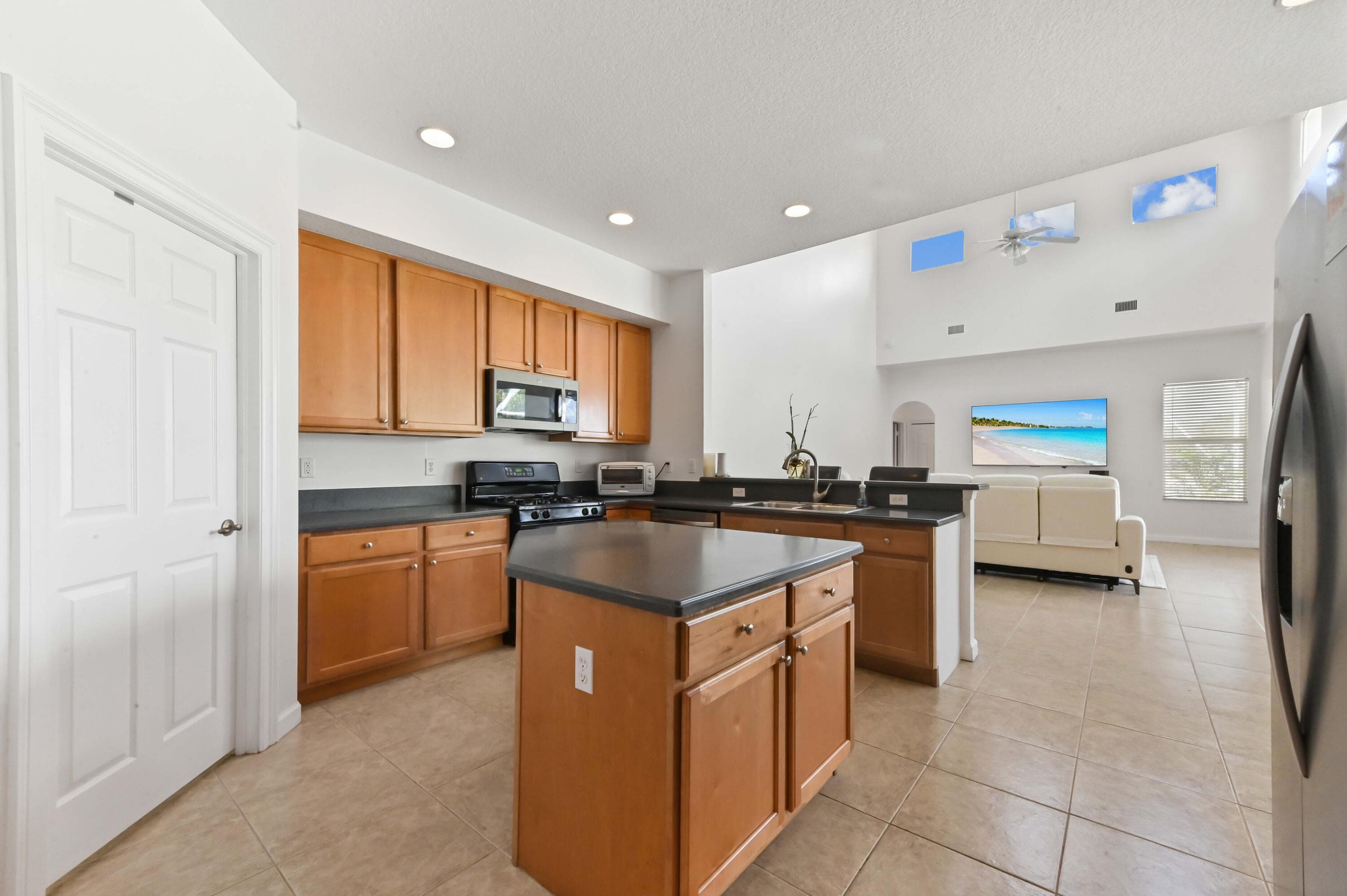 3638 Hamilton Key, West Palm Beach, FL 33411 — photo 9 of 37