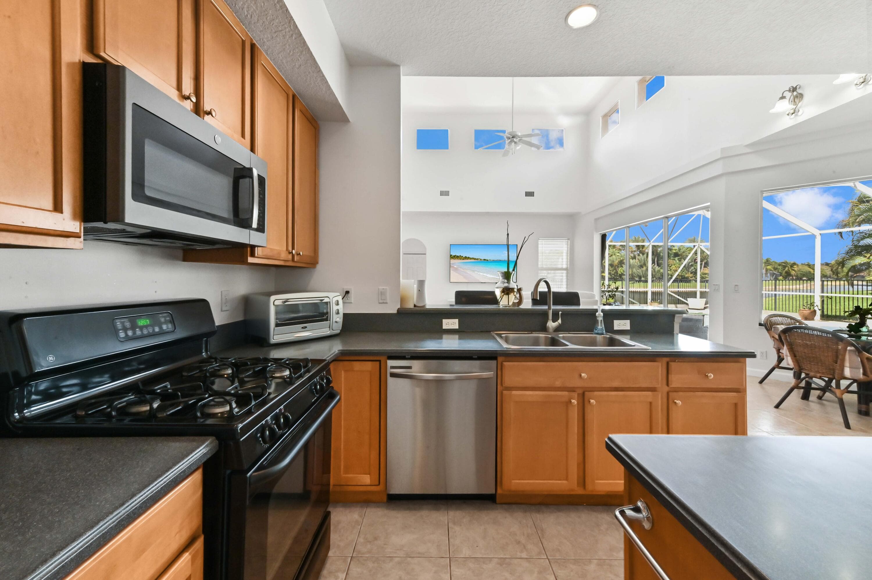 3638 Hamilton Key, West Palm Beach, FL 33411 — photo 11 of 37